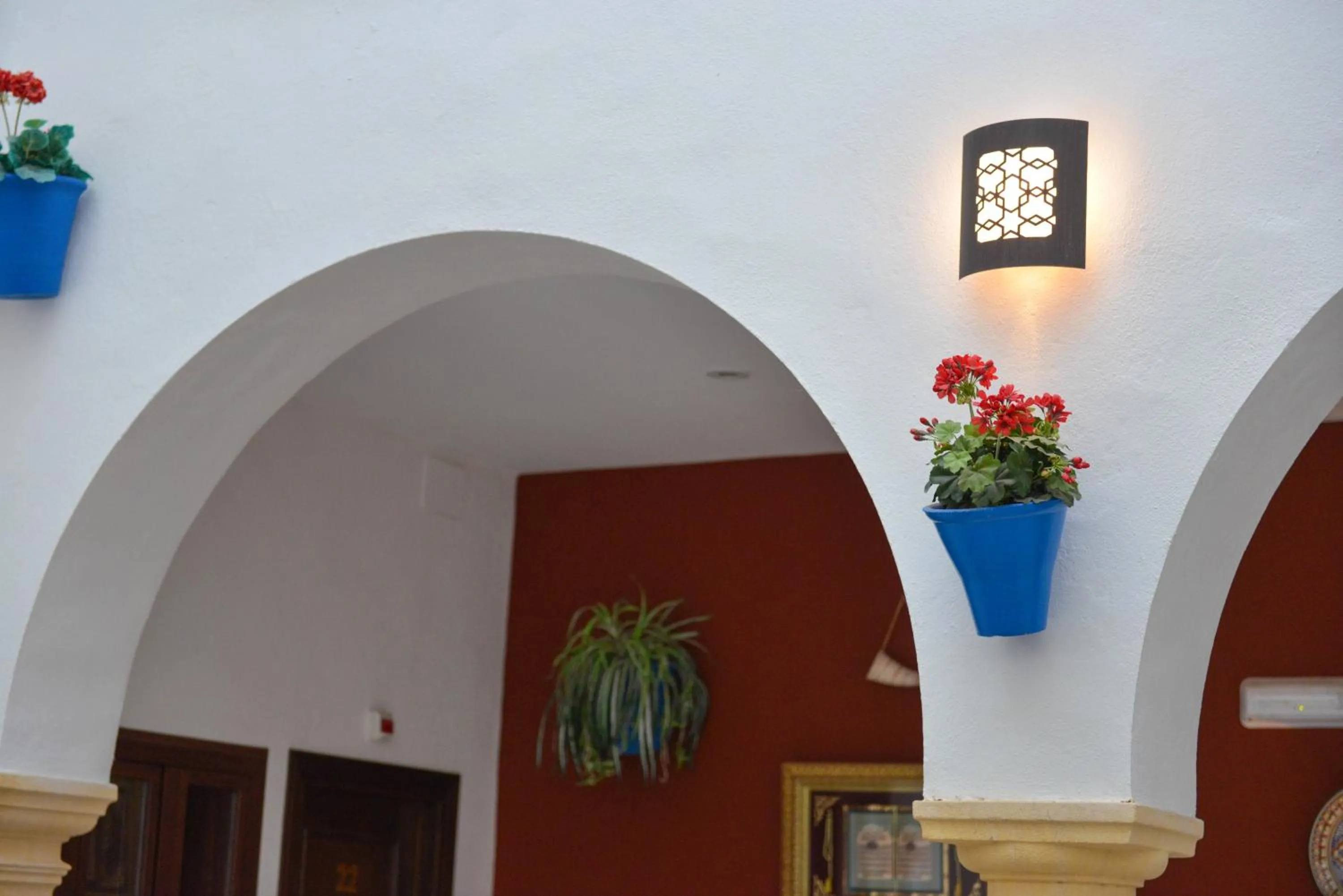 Decorative detail in Hotel Los Omeyas