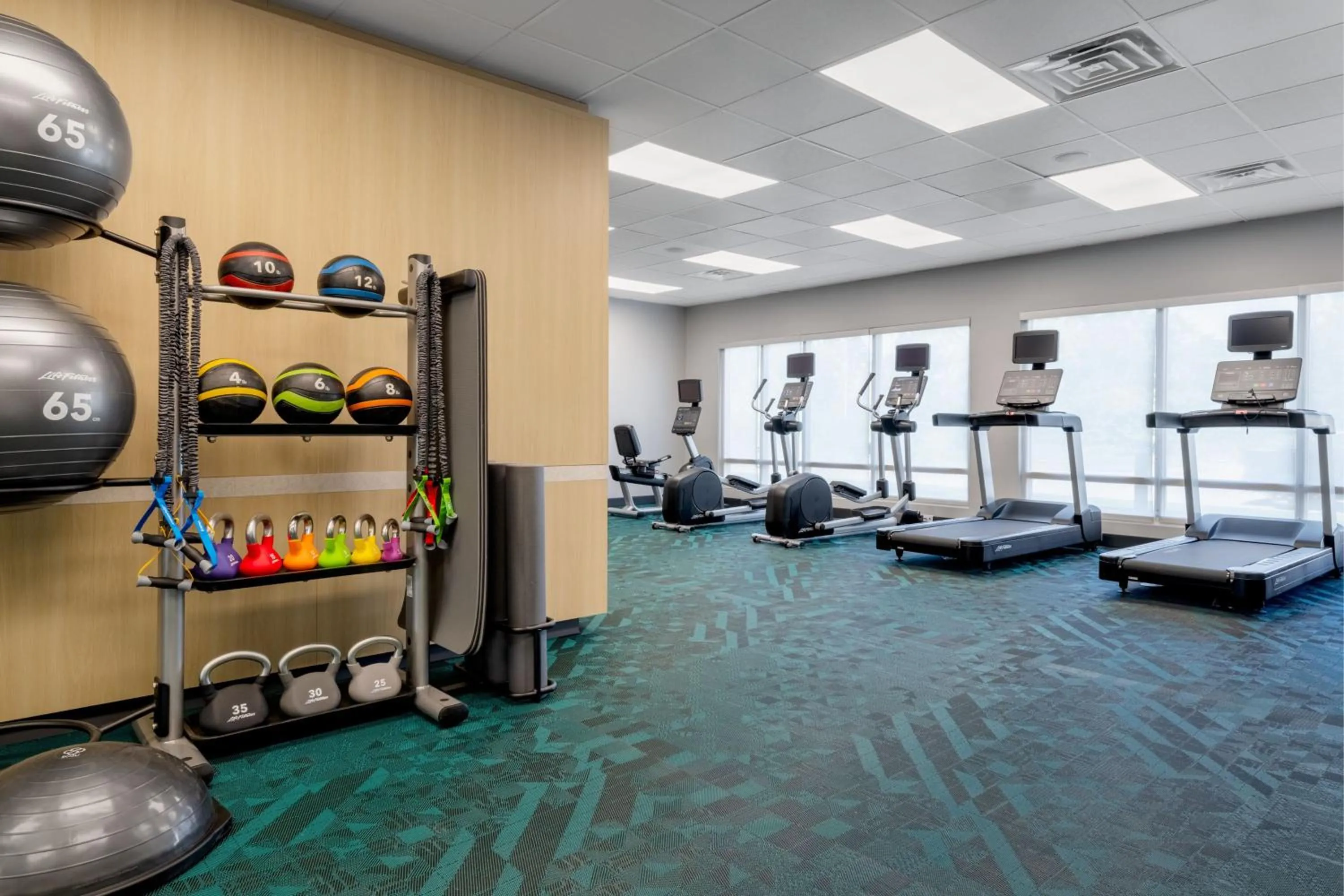 Fitness centre/facilities in TownePlace Suites by Marriott Brunswick