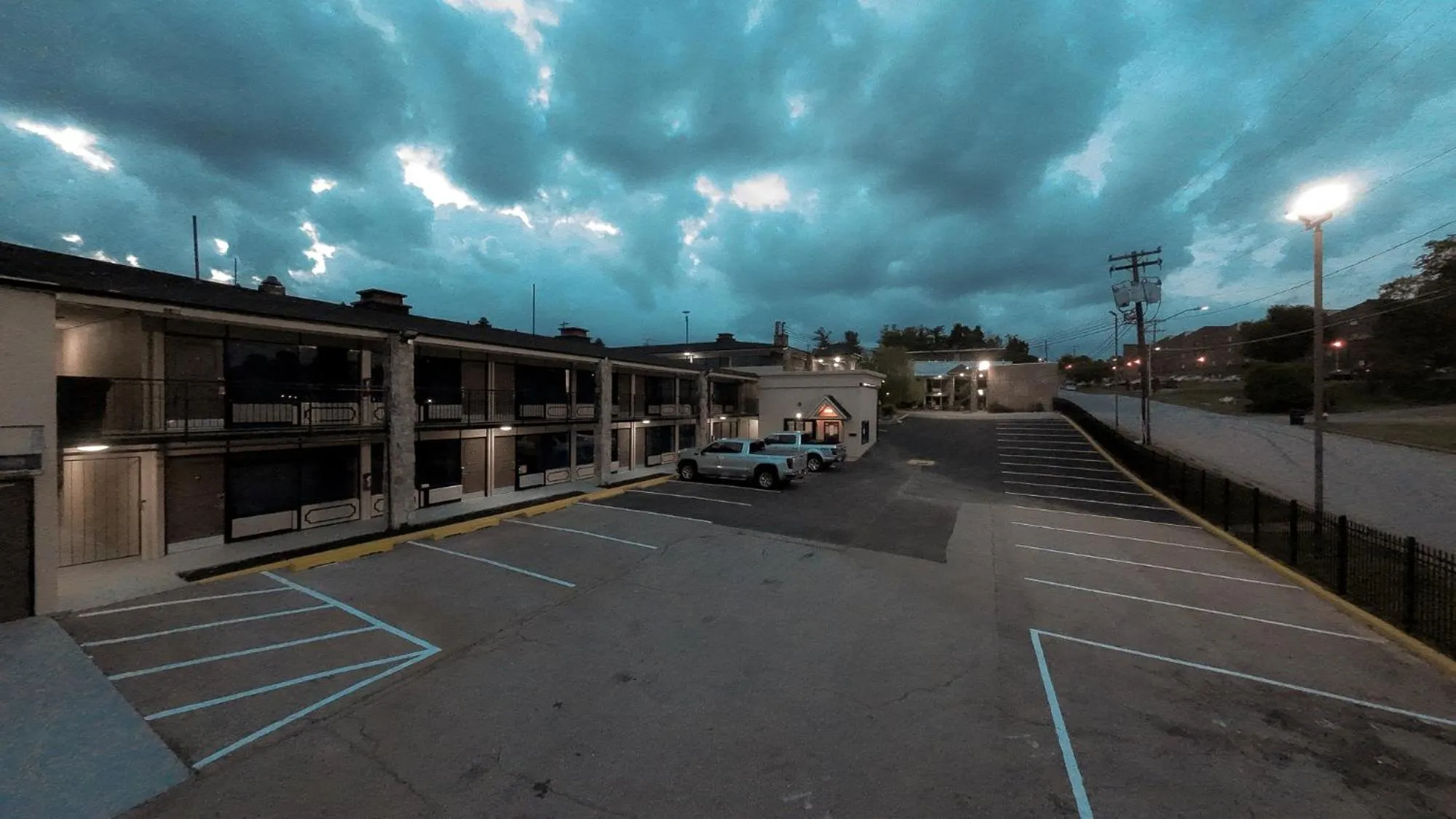 Facade/entrance in Riverside Inn & Suites Danville Virginia