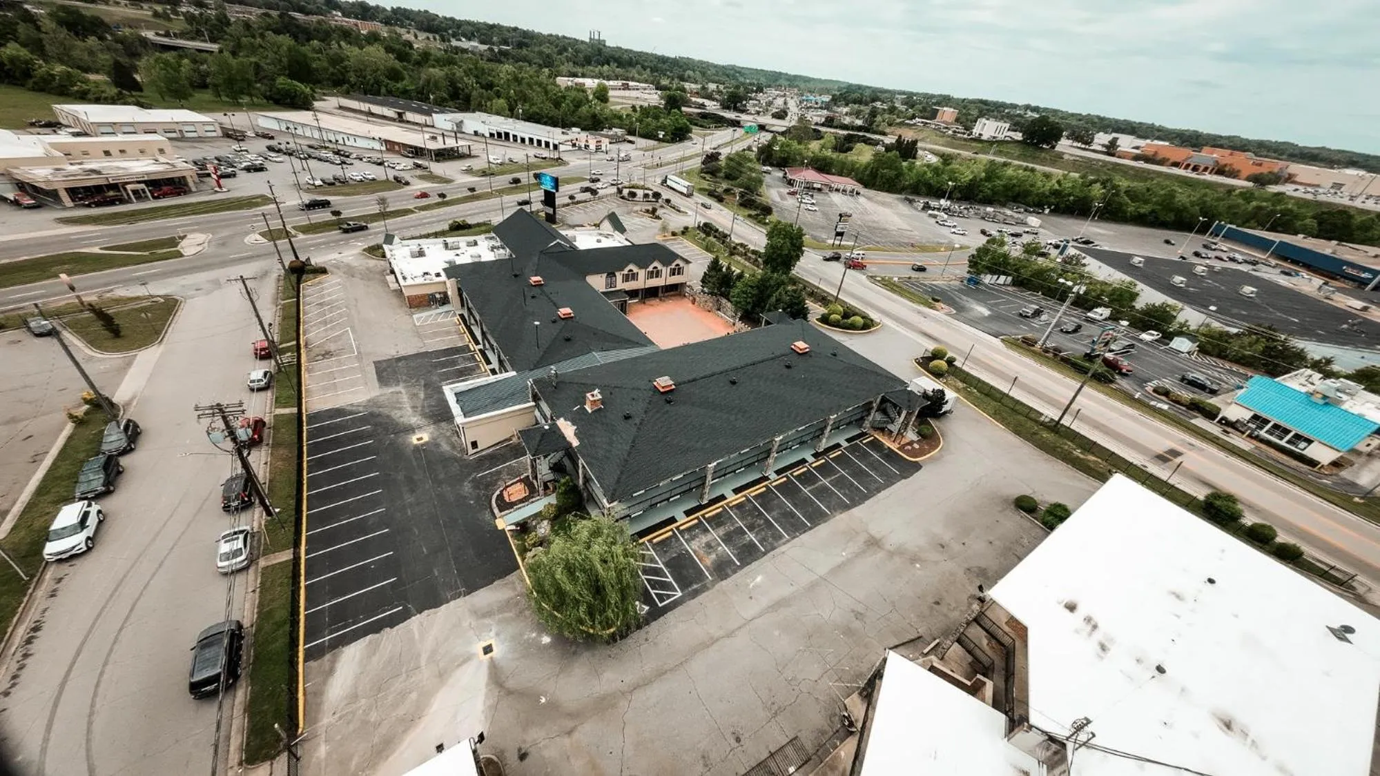 Facade/entrance in Riverside Inn & Suites Danville Virginia