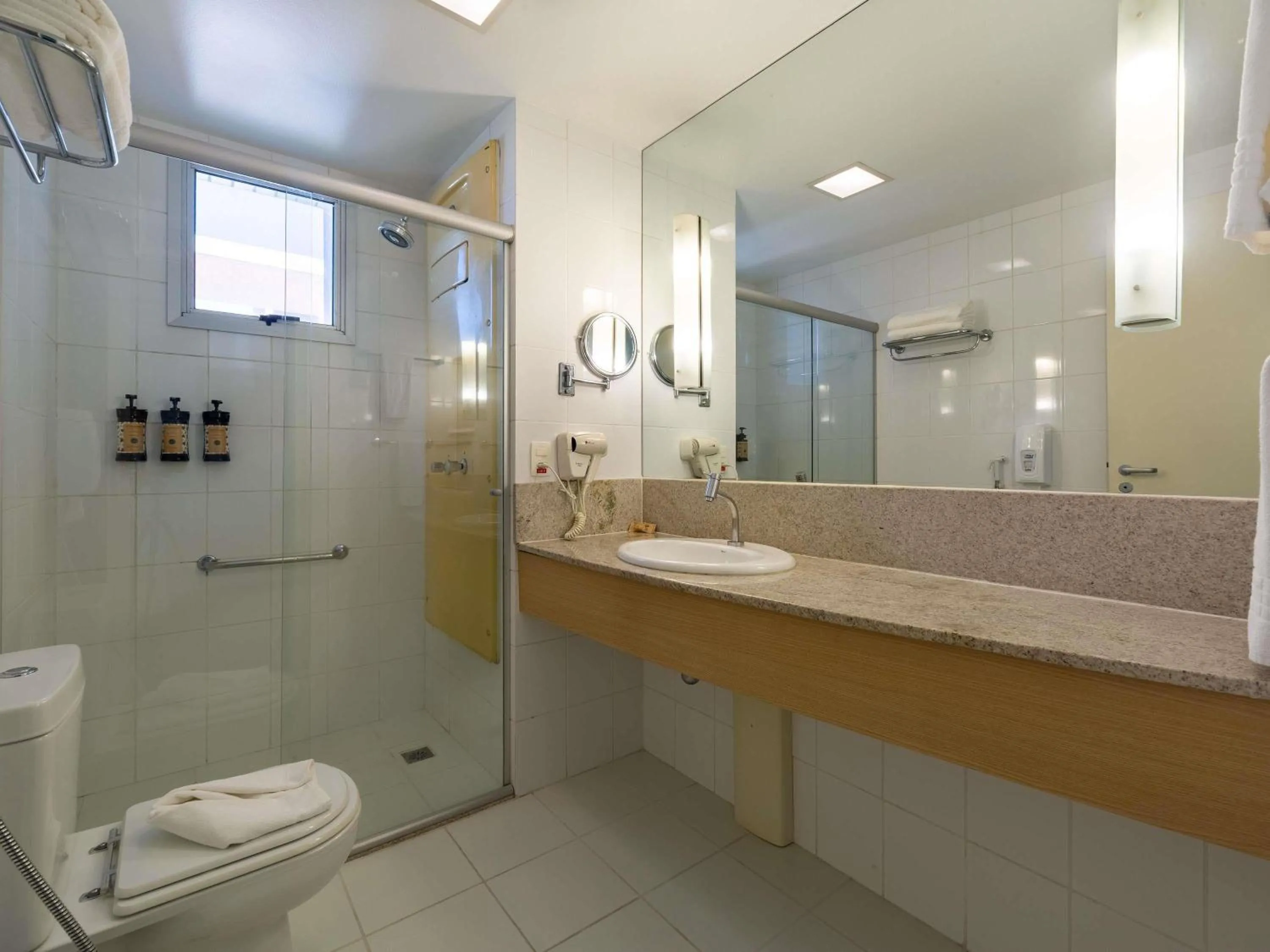 Bedroom in Mercure Manaus