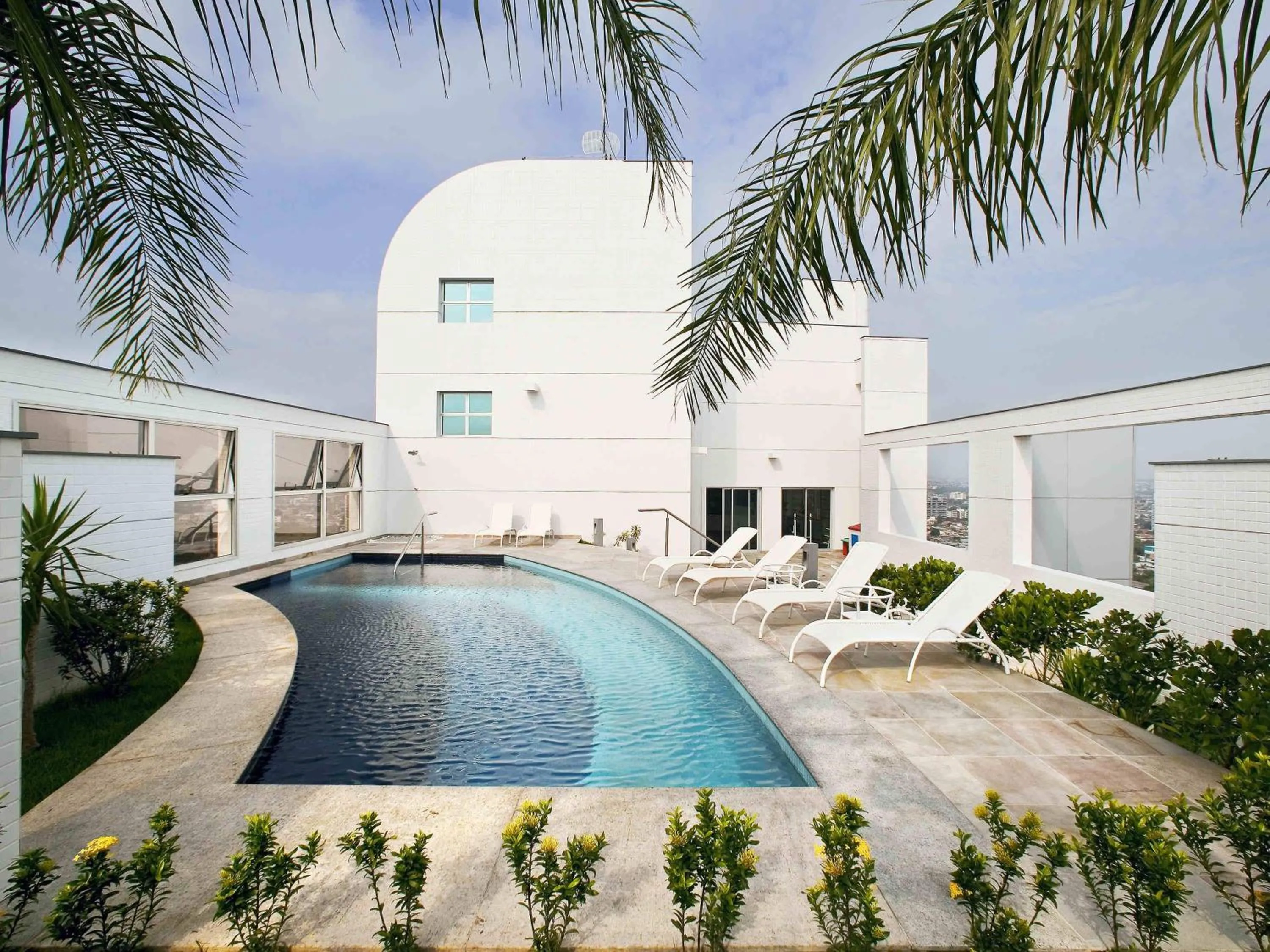 Property building in Mercure Manaus