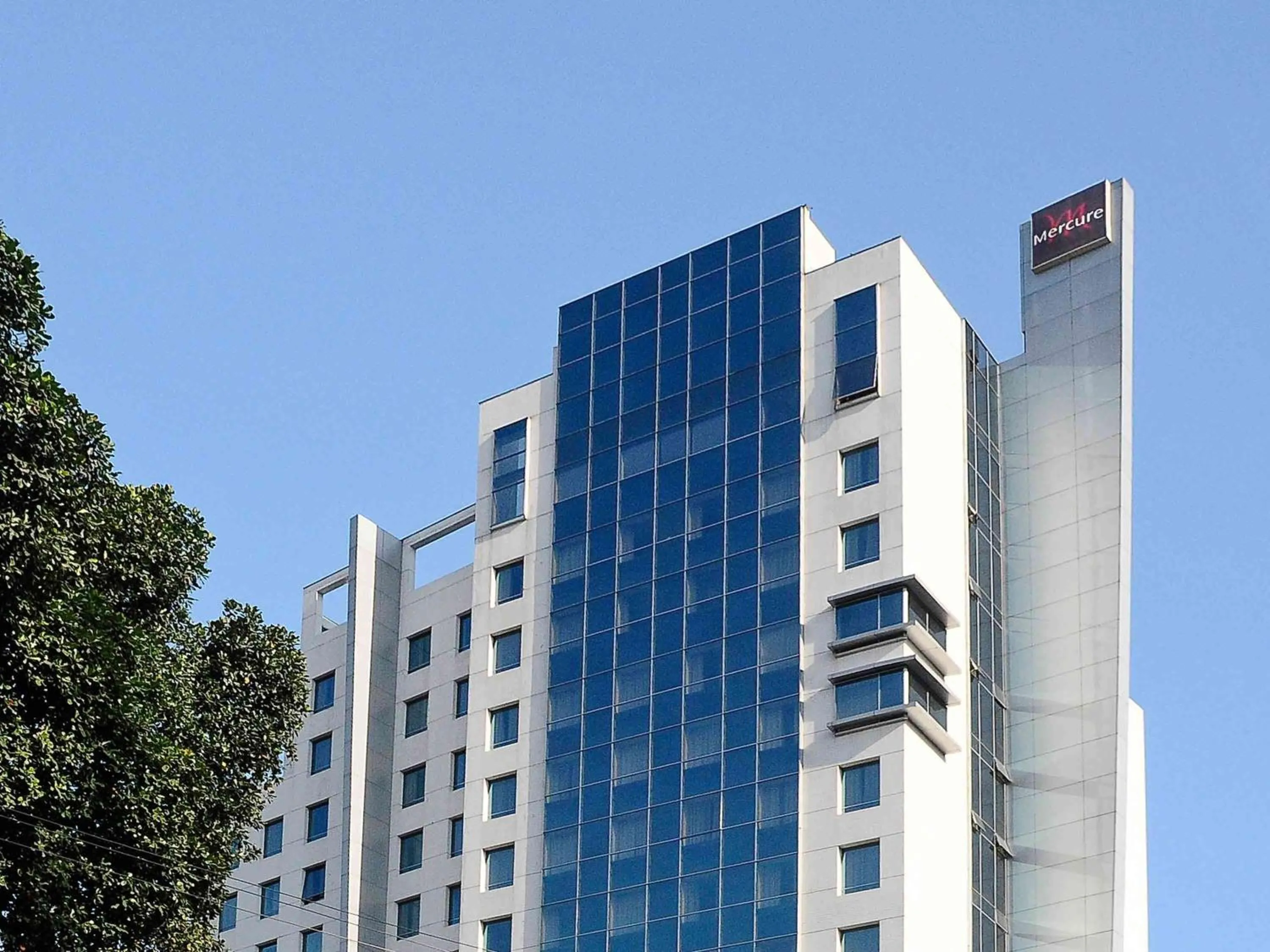 Property building in Mercure Manaus