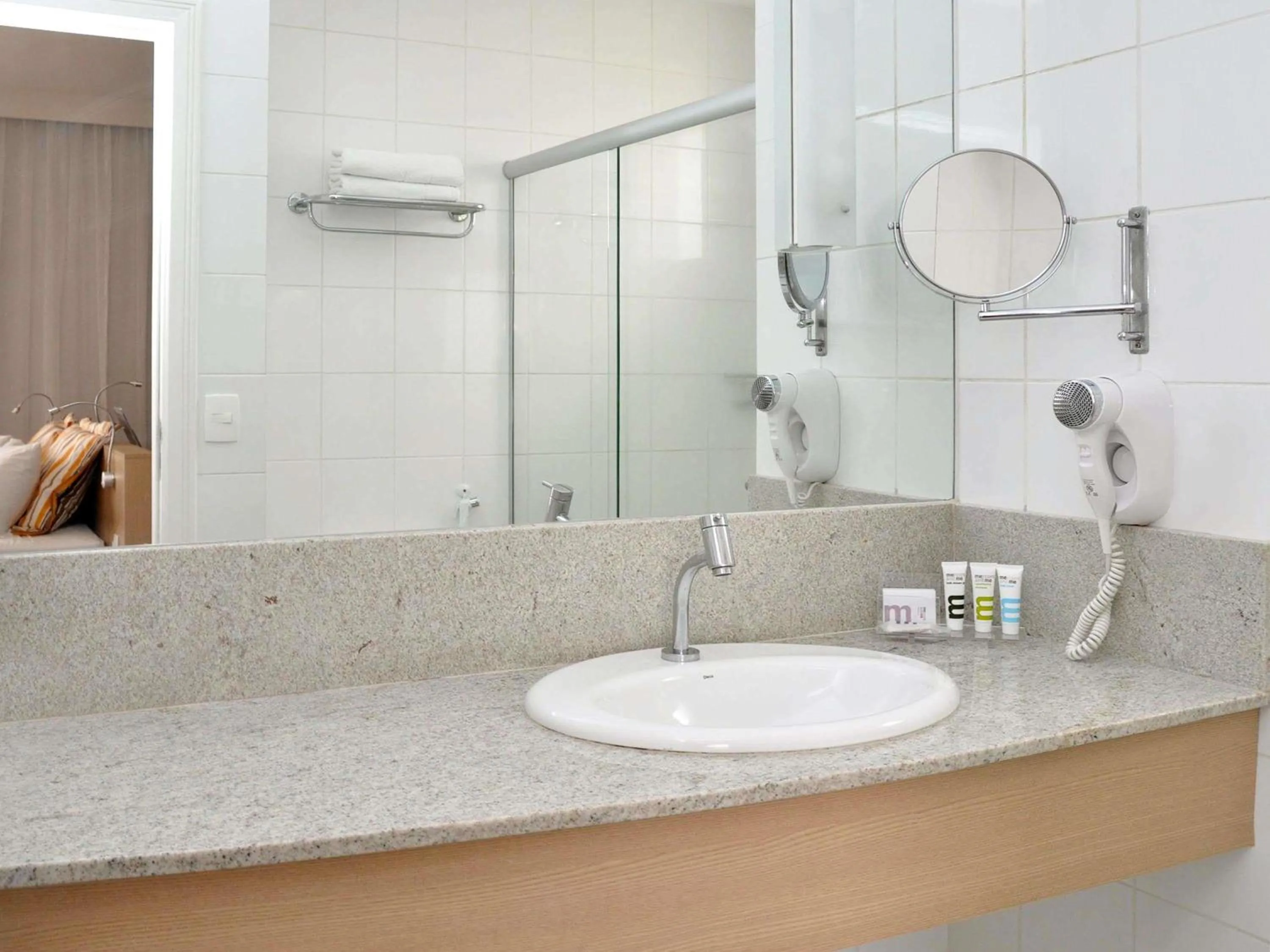 Bedroom in Mercure Manaus