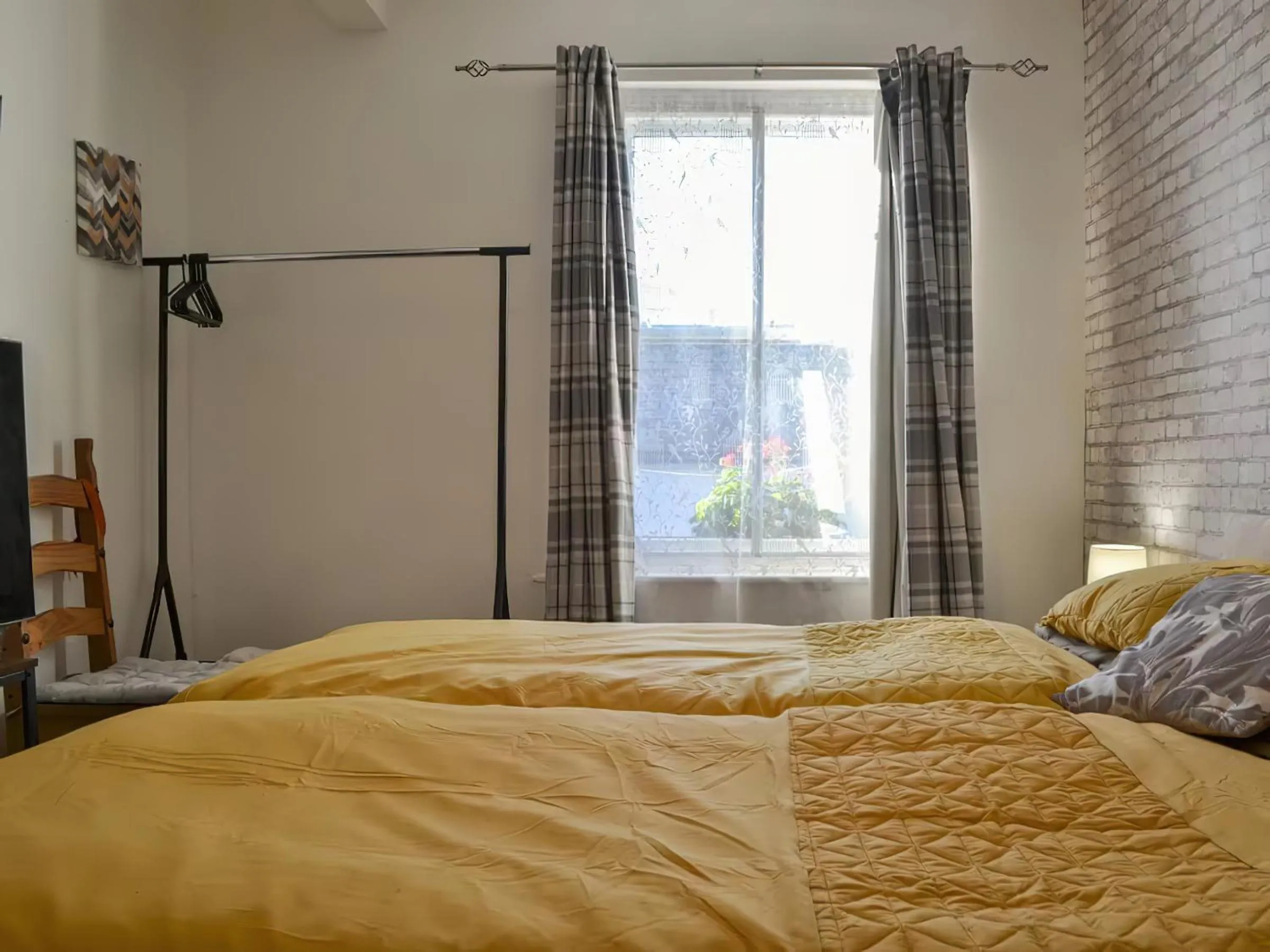 Bed in Hope & Anchor, Hadrian's Wall, Port Carlisle, Solway Firth, Area of Natural Beauty