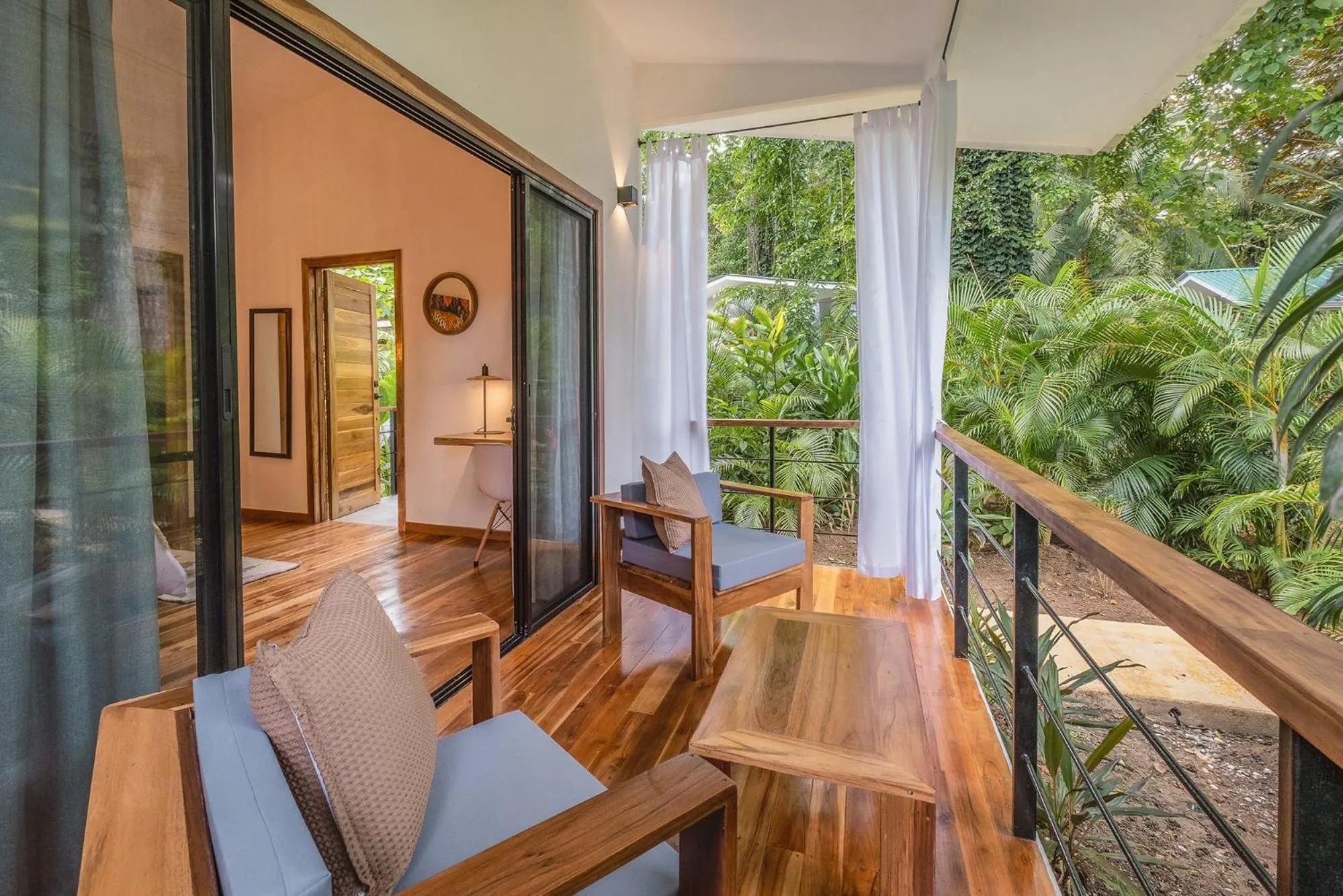 Balcony/Terrace in El Nido Jungle Lodge