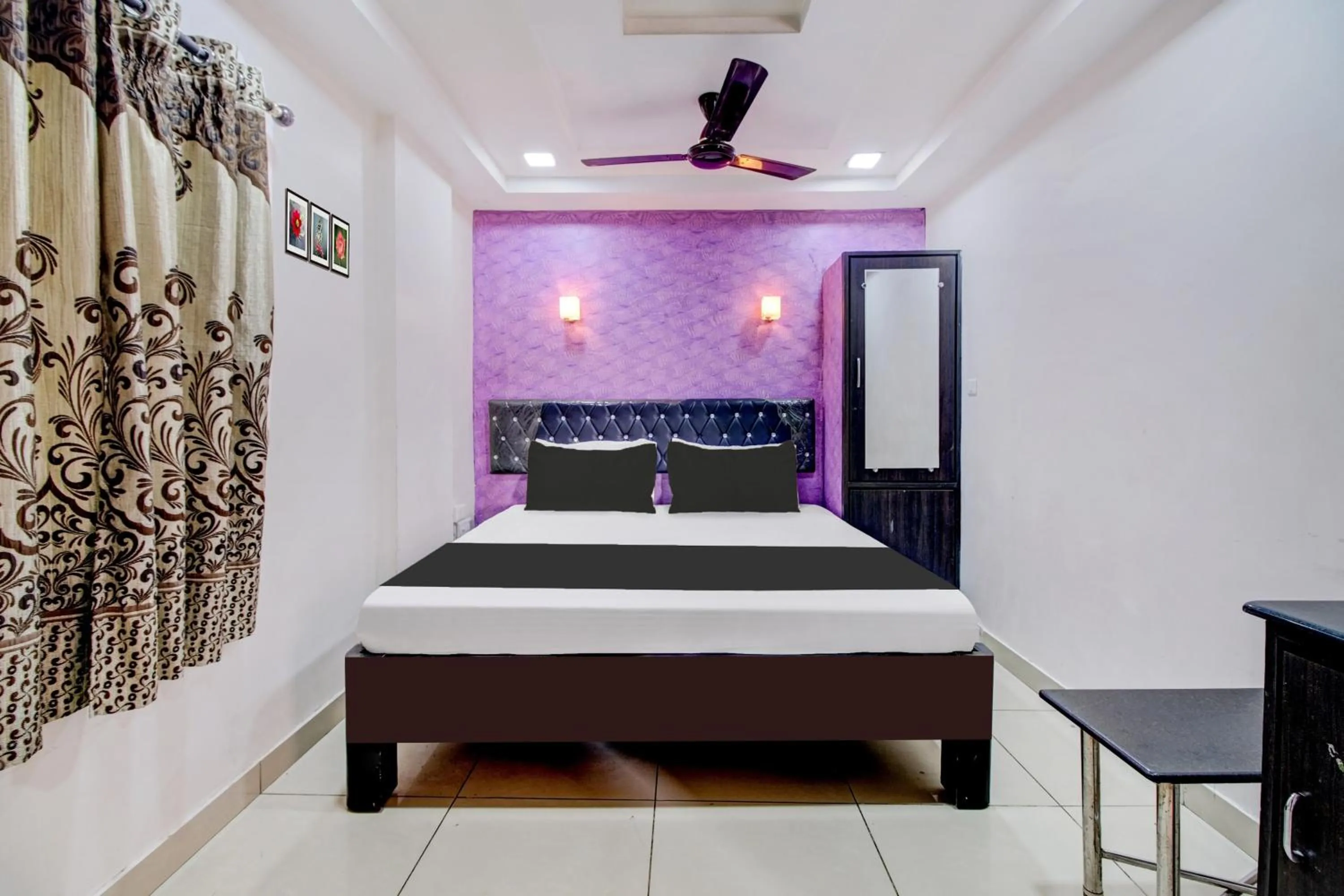 Bedroom, Bed in Super Hotel O Rajadhani