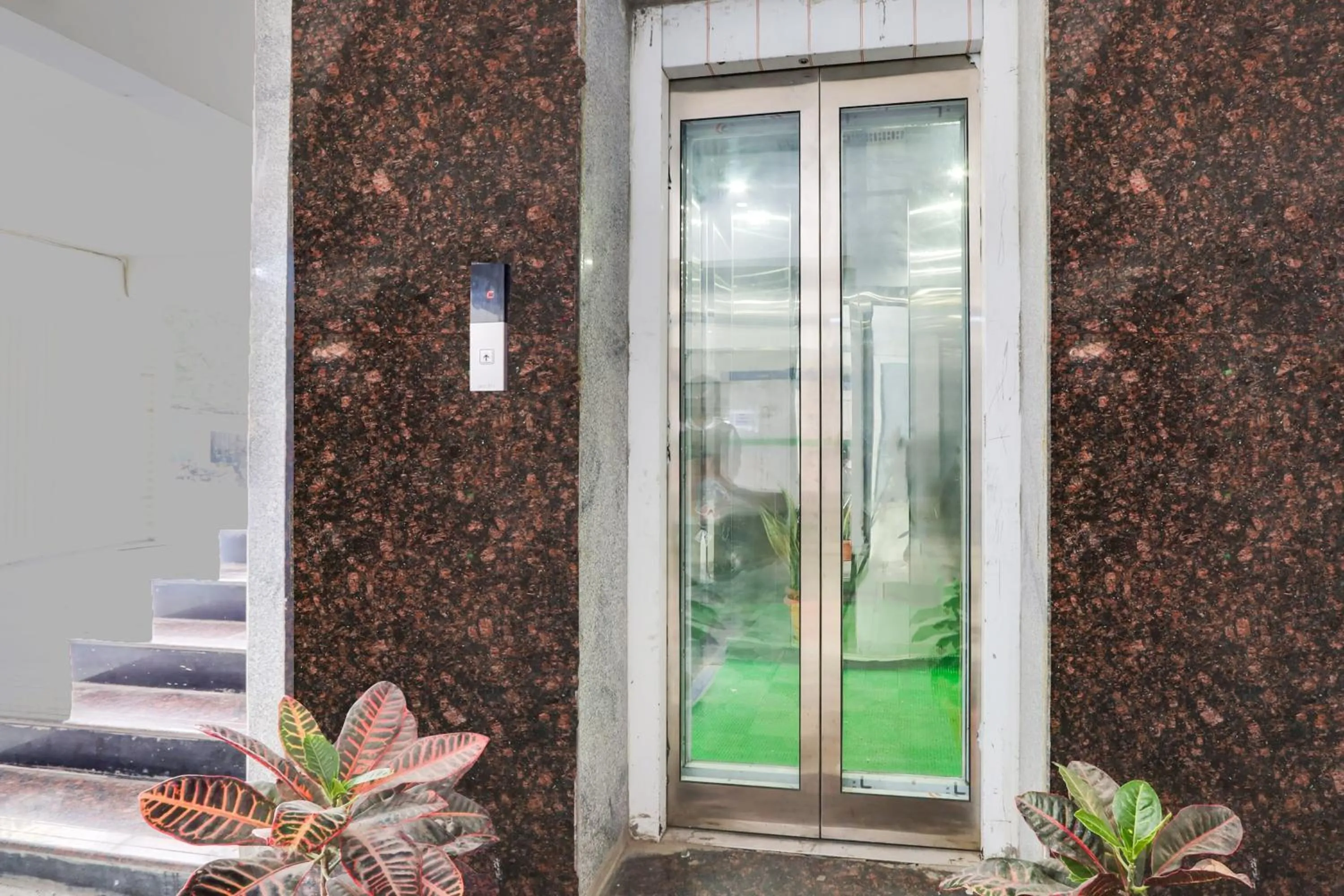 Lobby or reception in Super Collection O Bhagyalakshmi Suites