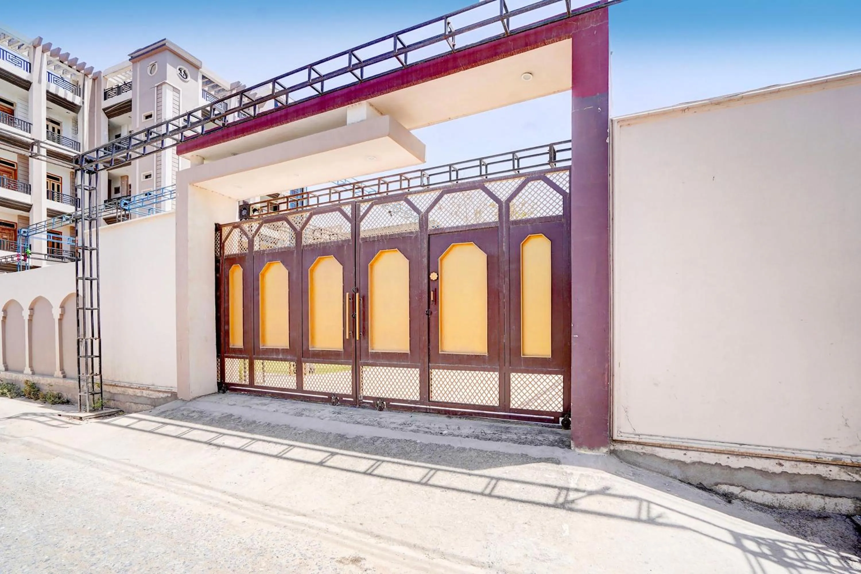 Facade/entrance in Hotel O Pramod Garden