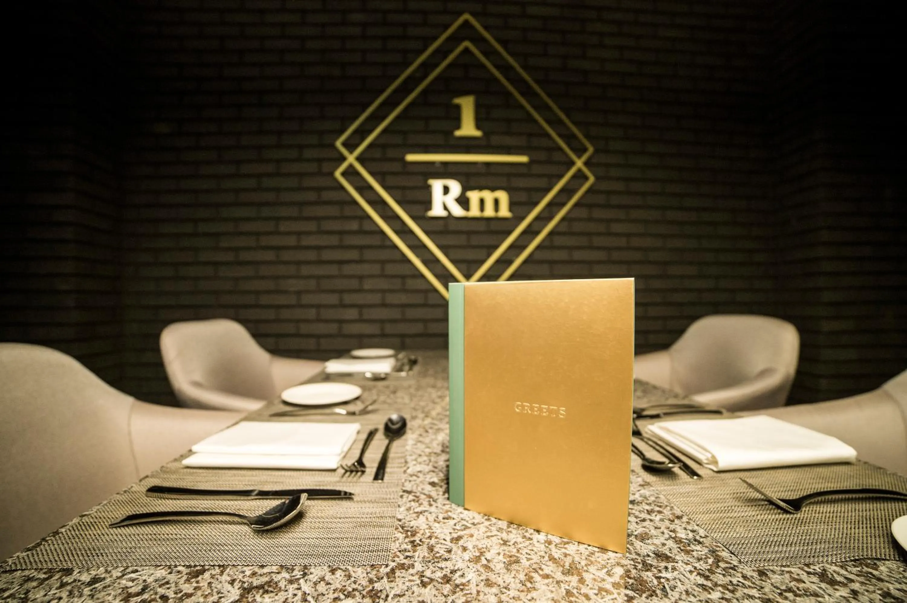 Restaurant/places to eat in GLAD Yeouido