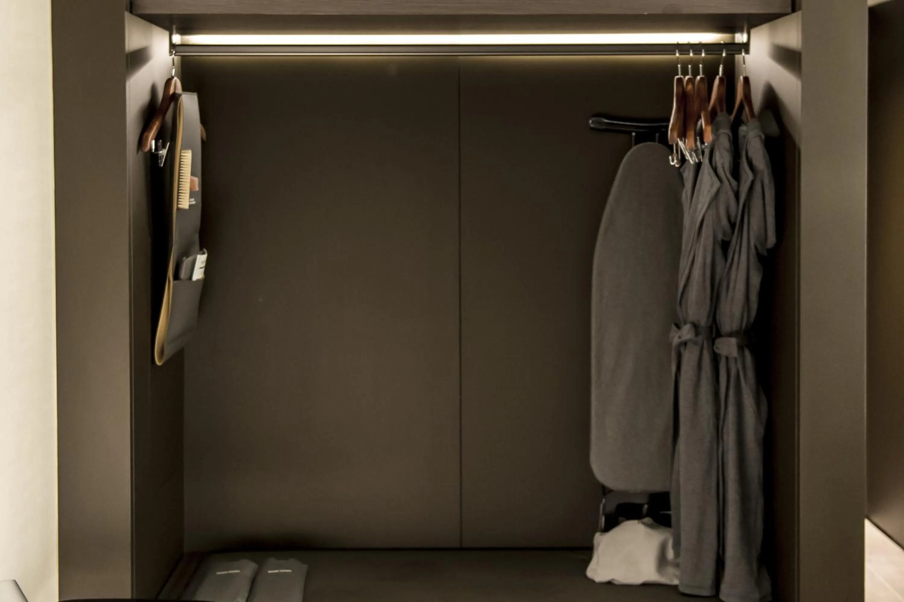 Decorative detail in GLAD Yeouido