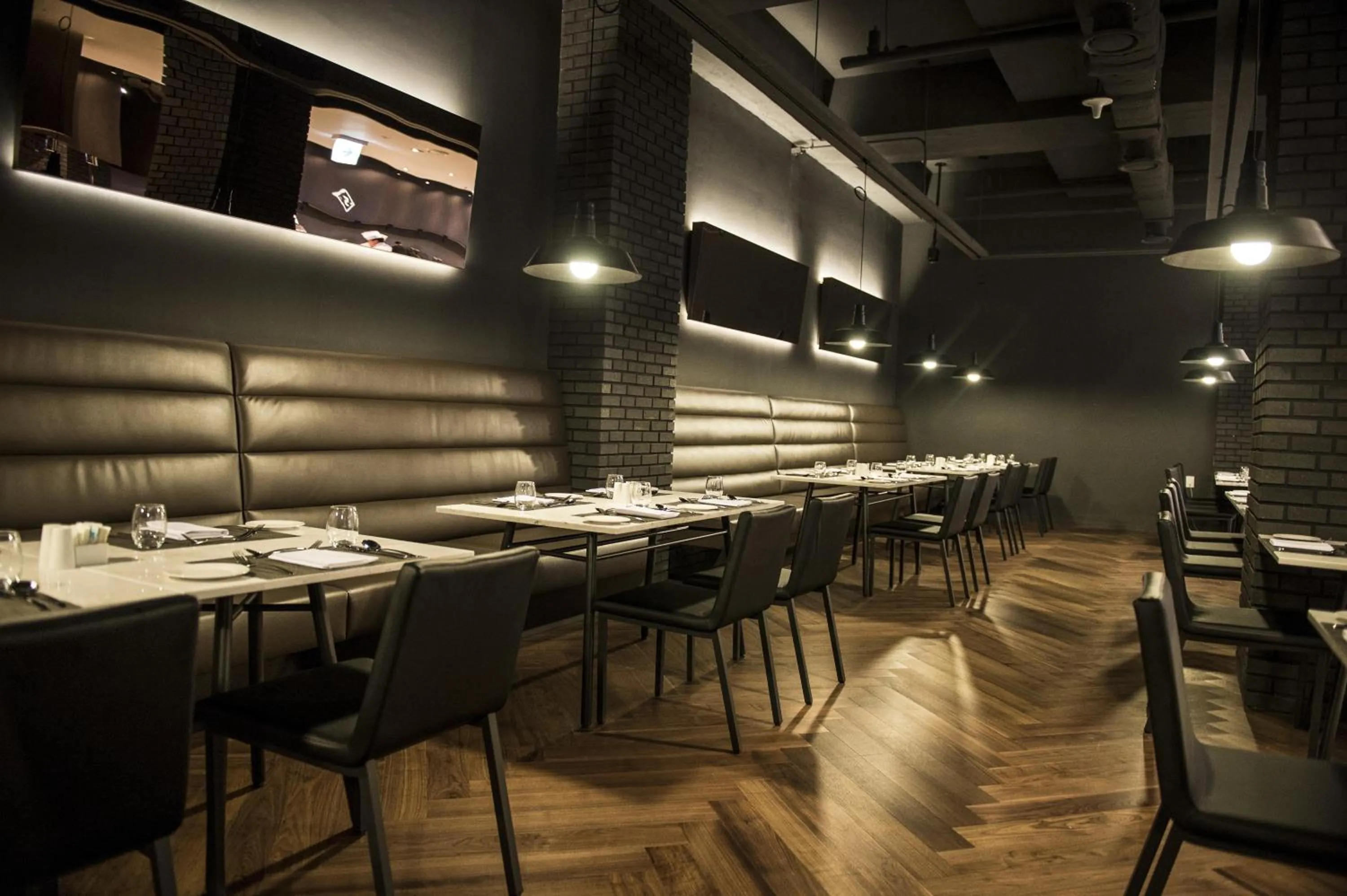 Restaurant/places to eat in GLAD Yeouido
