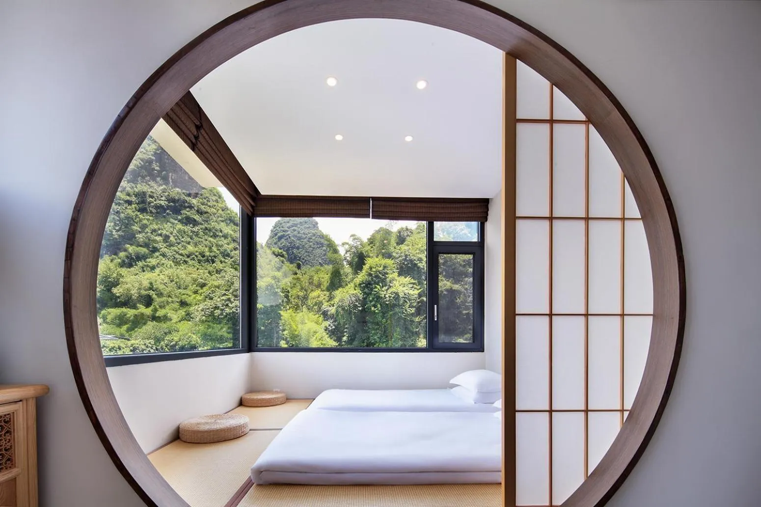 Bed in The Giggling Tree