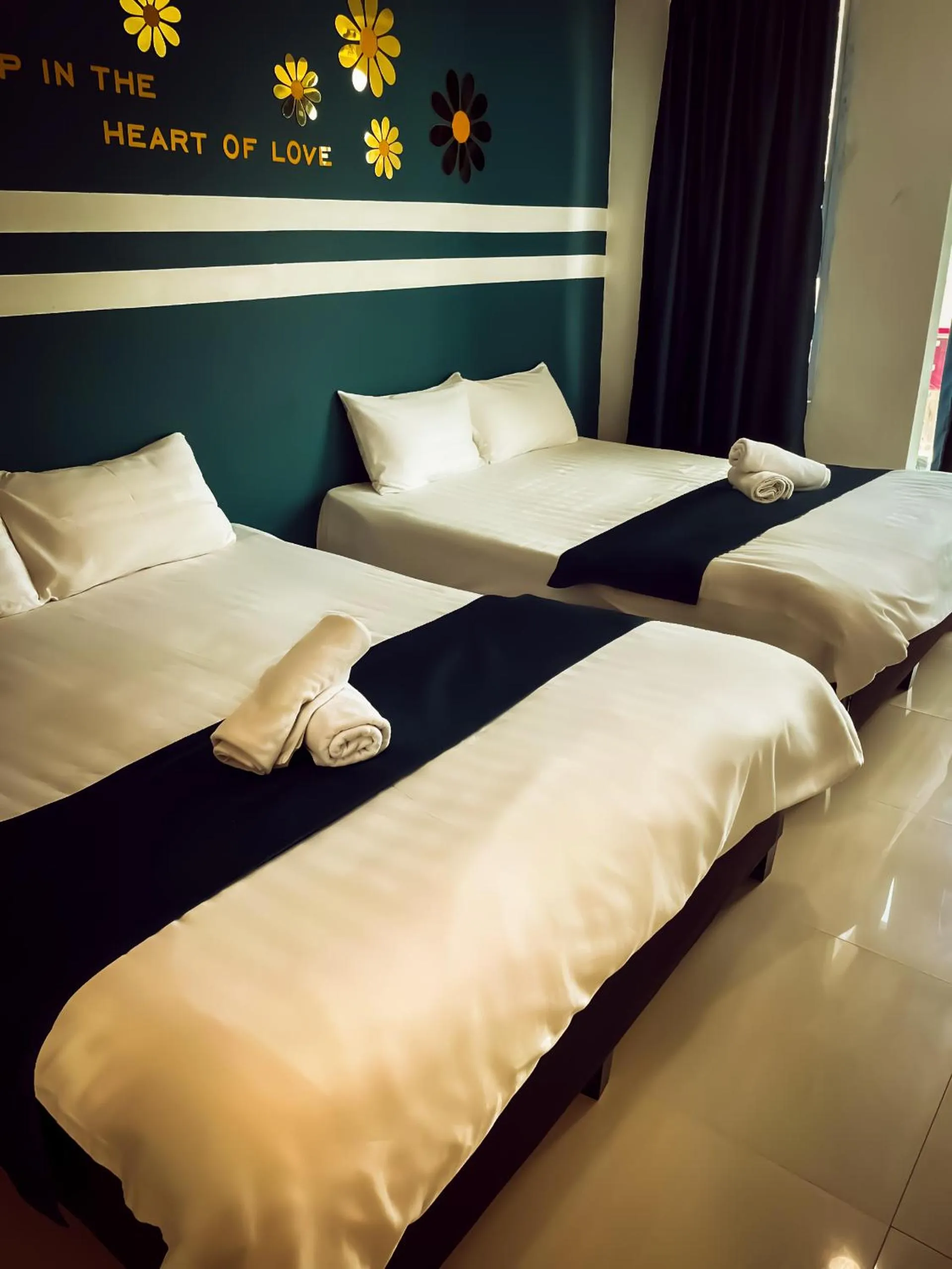 Bed in V Hotel Sri Gombak