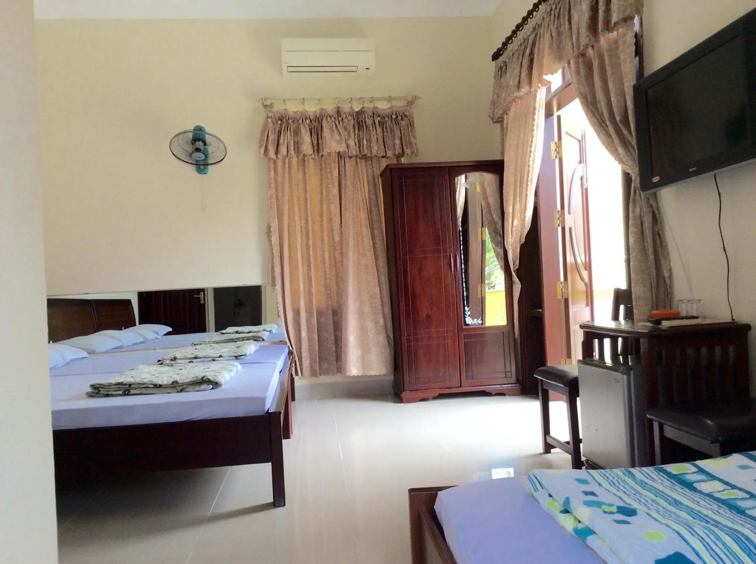 Photo of the whole room, Bed in Quốc Ân Motel