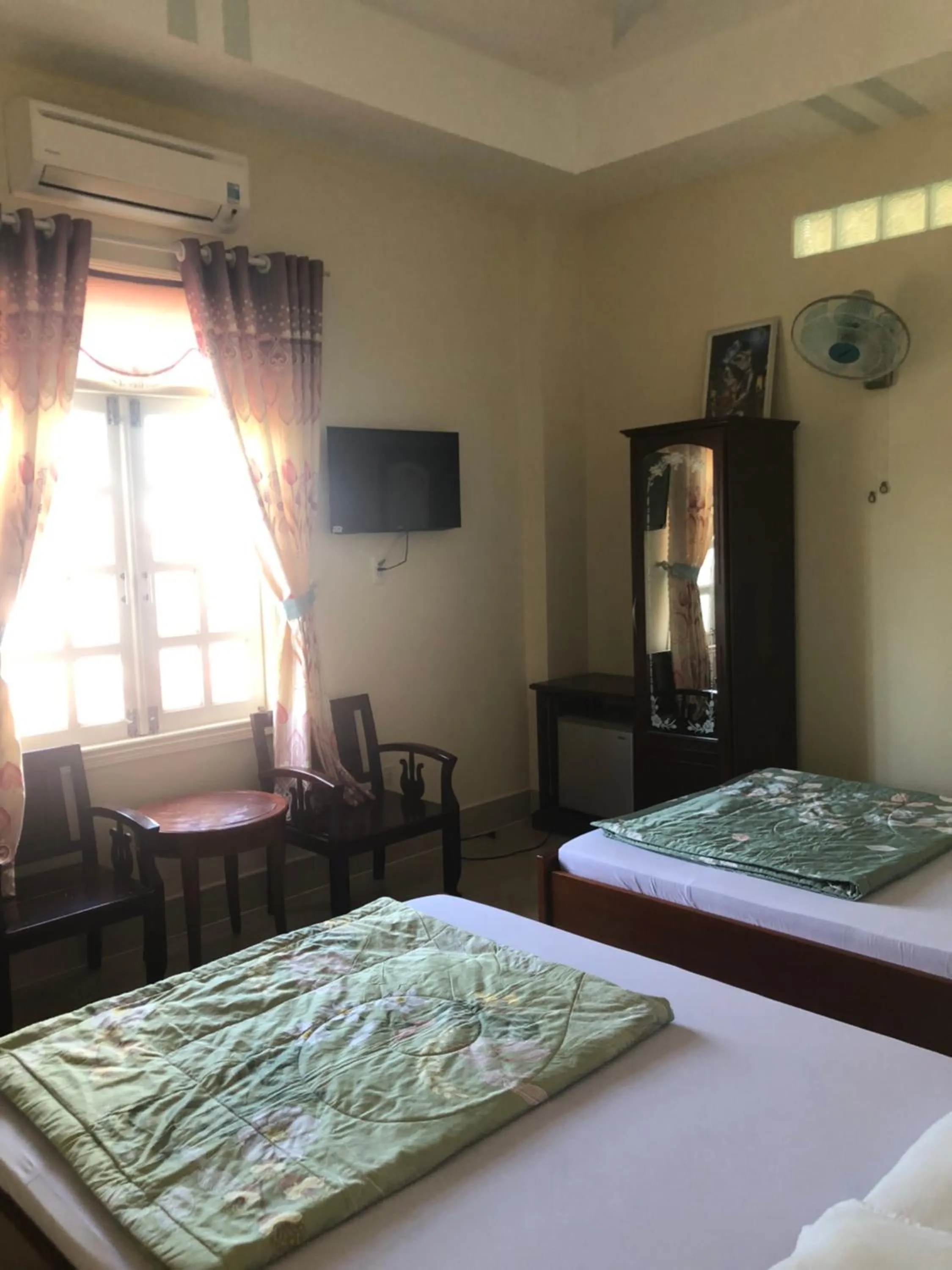 Bed in Quốc Ân Motel