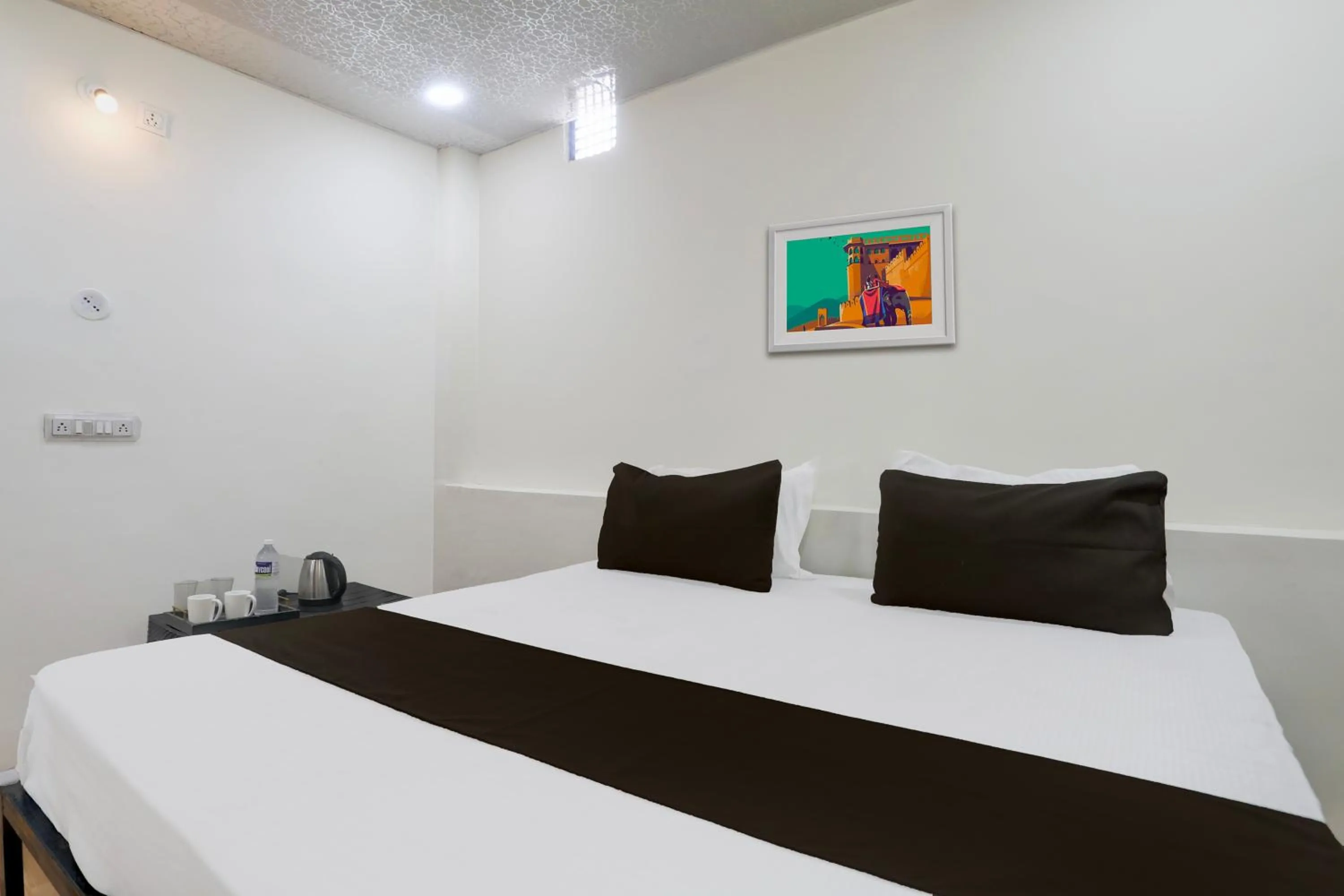 Bedroom, Bed in Hotel O Sky Villa