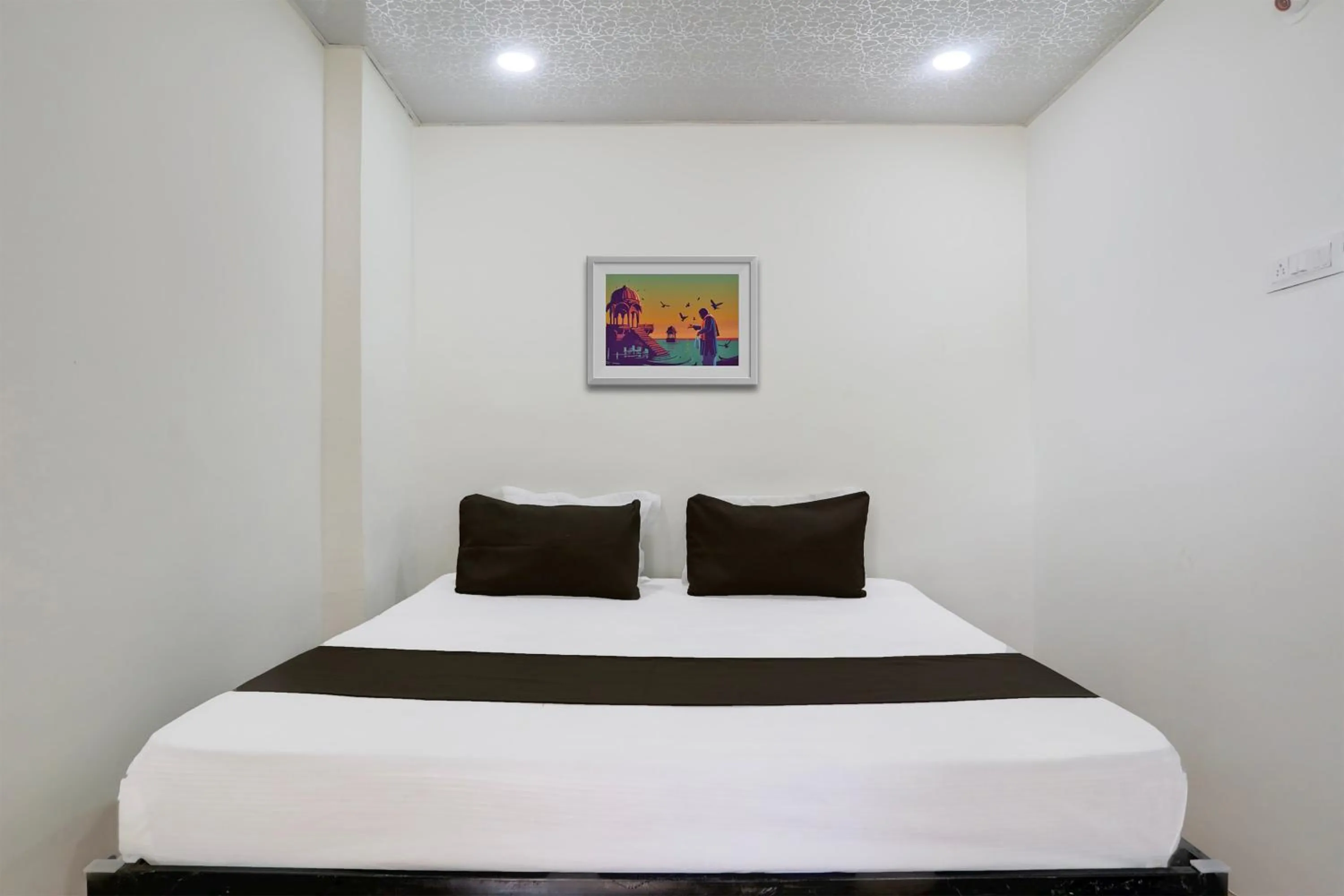 Bedroom, Bed in Hotel O Sky Villa