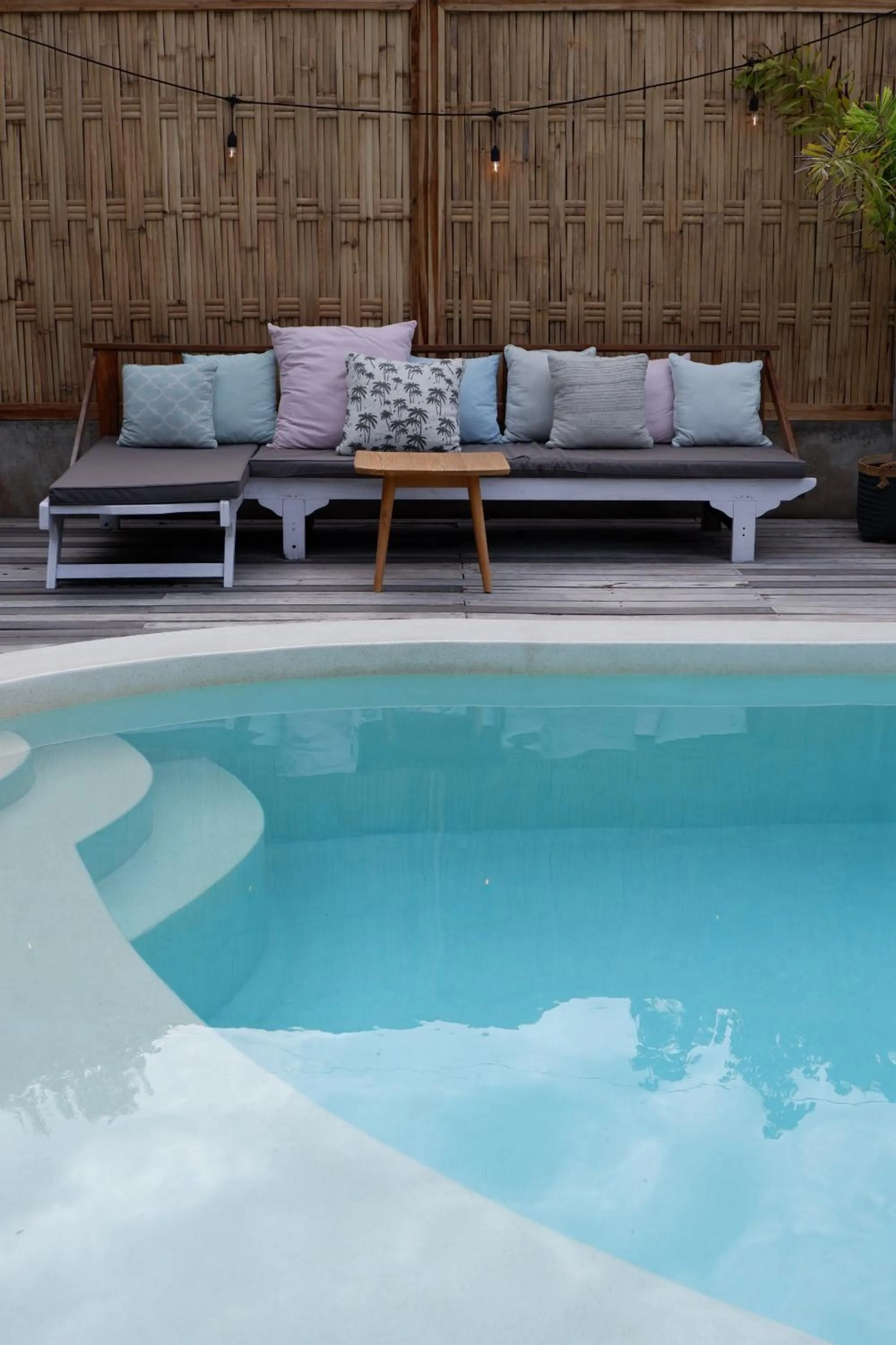 Swimming pool in Karma Kayak