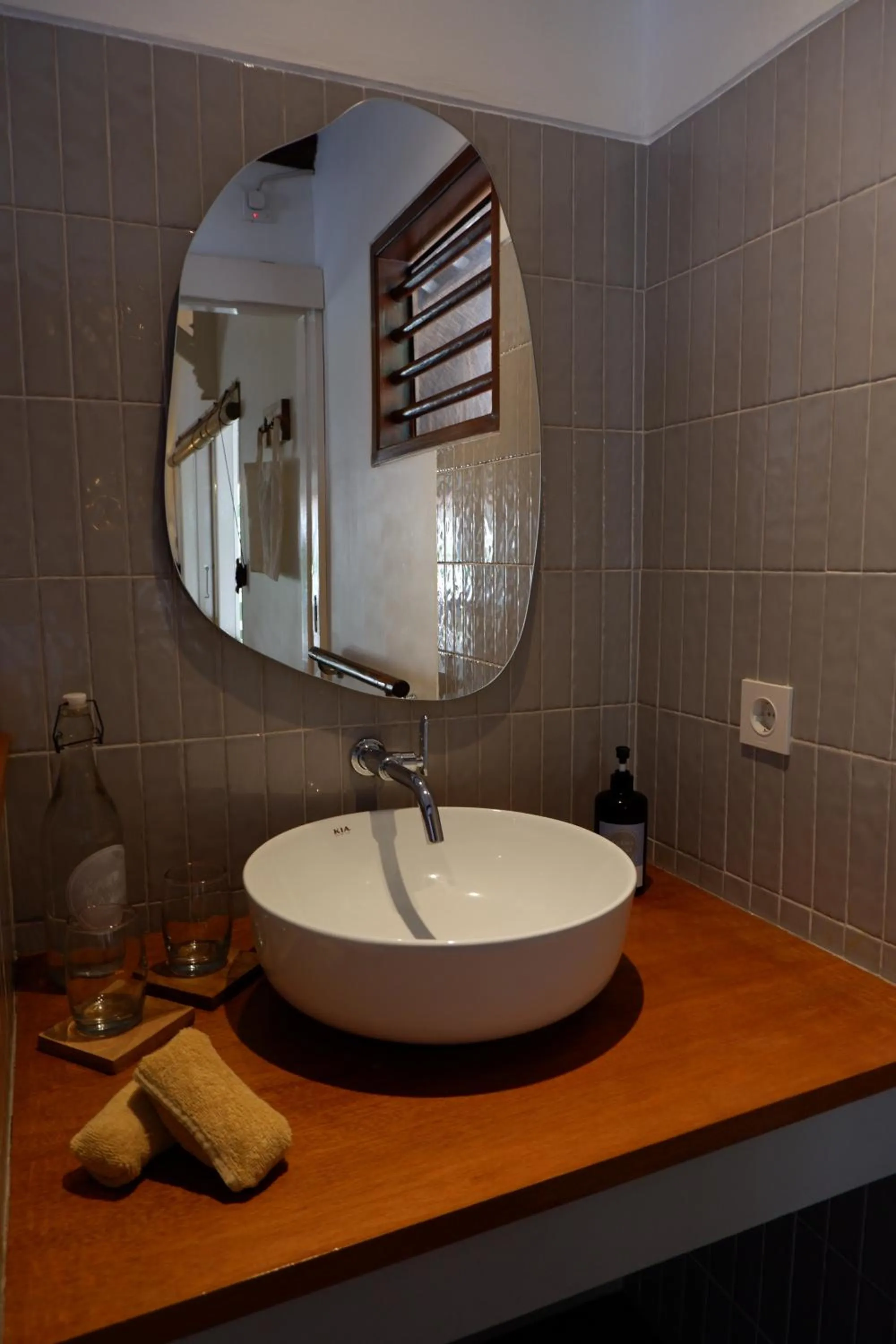 Bathroom in Karma Kayak