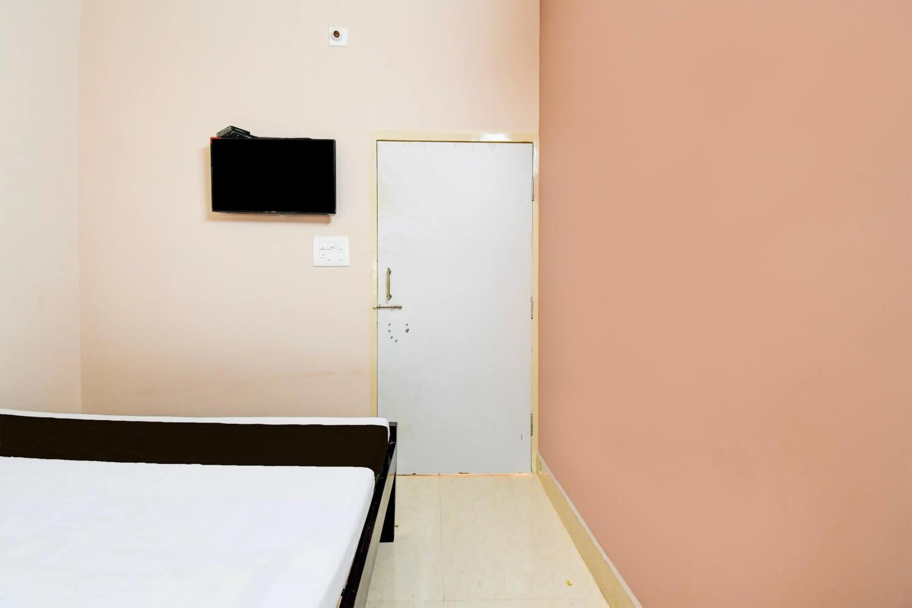 Bedroom, Bed in Hotel O SWAIN RESIDENCY