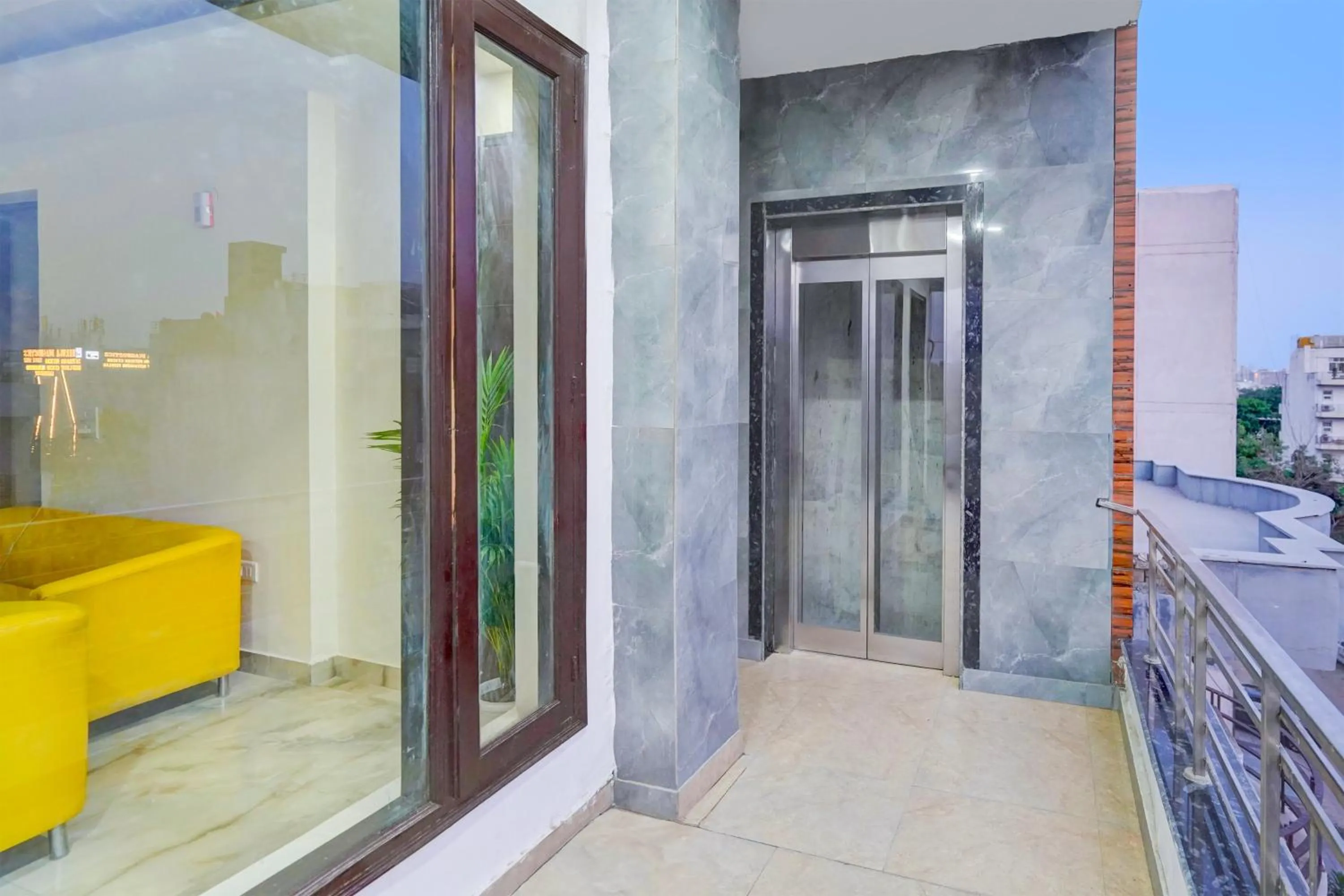 Lobby or reception in Townhouse Delight Inn