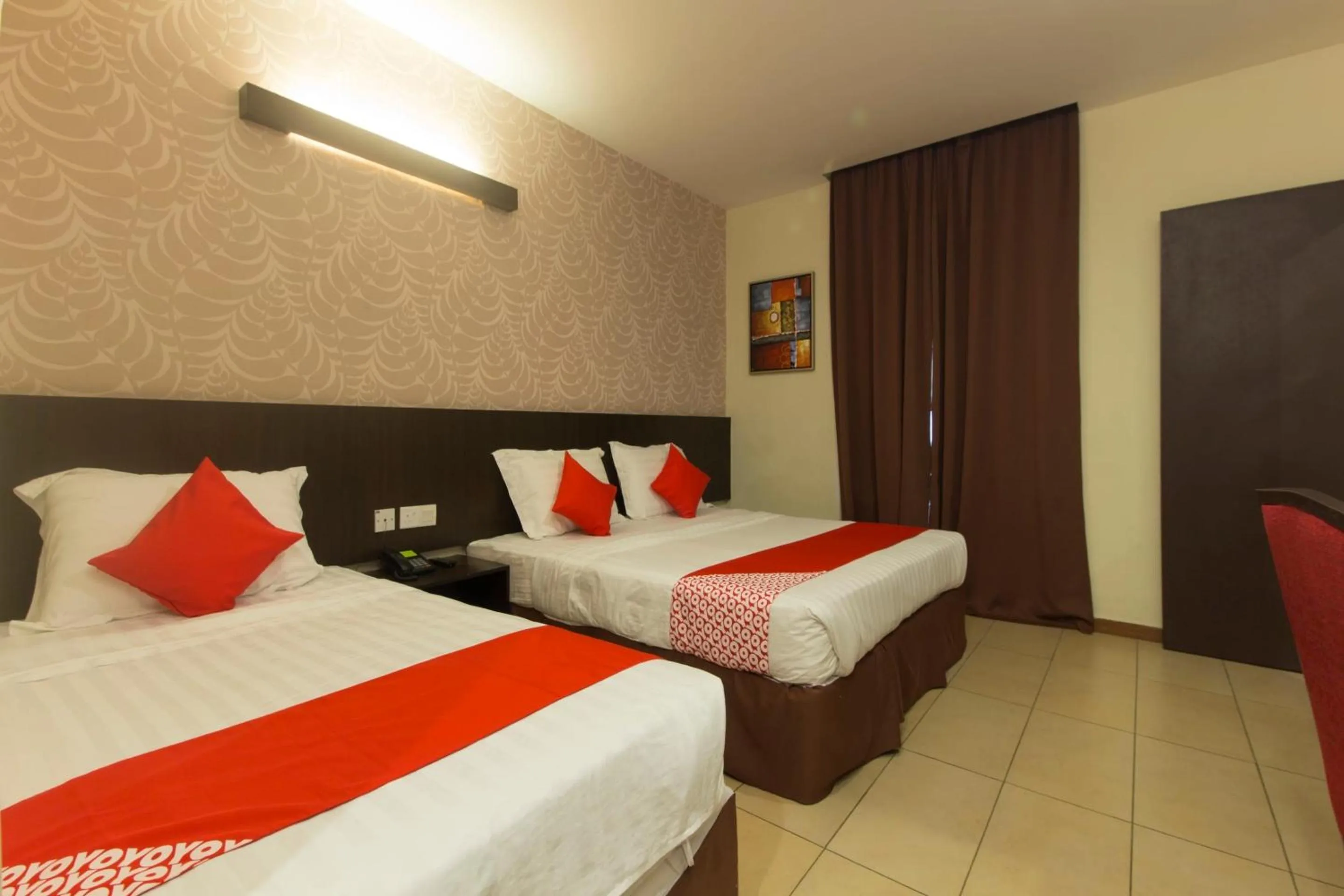 Bedroom, Bed in Hotel O Bei King