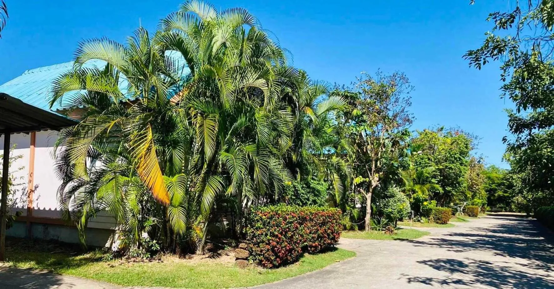 Facade/entrance in OYO 75489 Leelawadee NonPho Resort (Amnatcharoen)