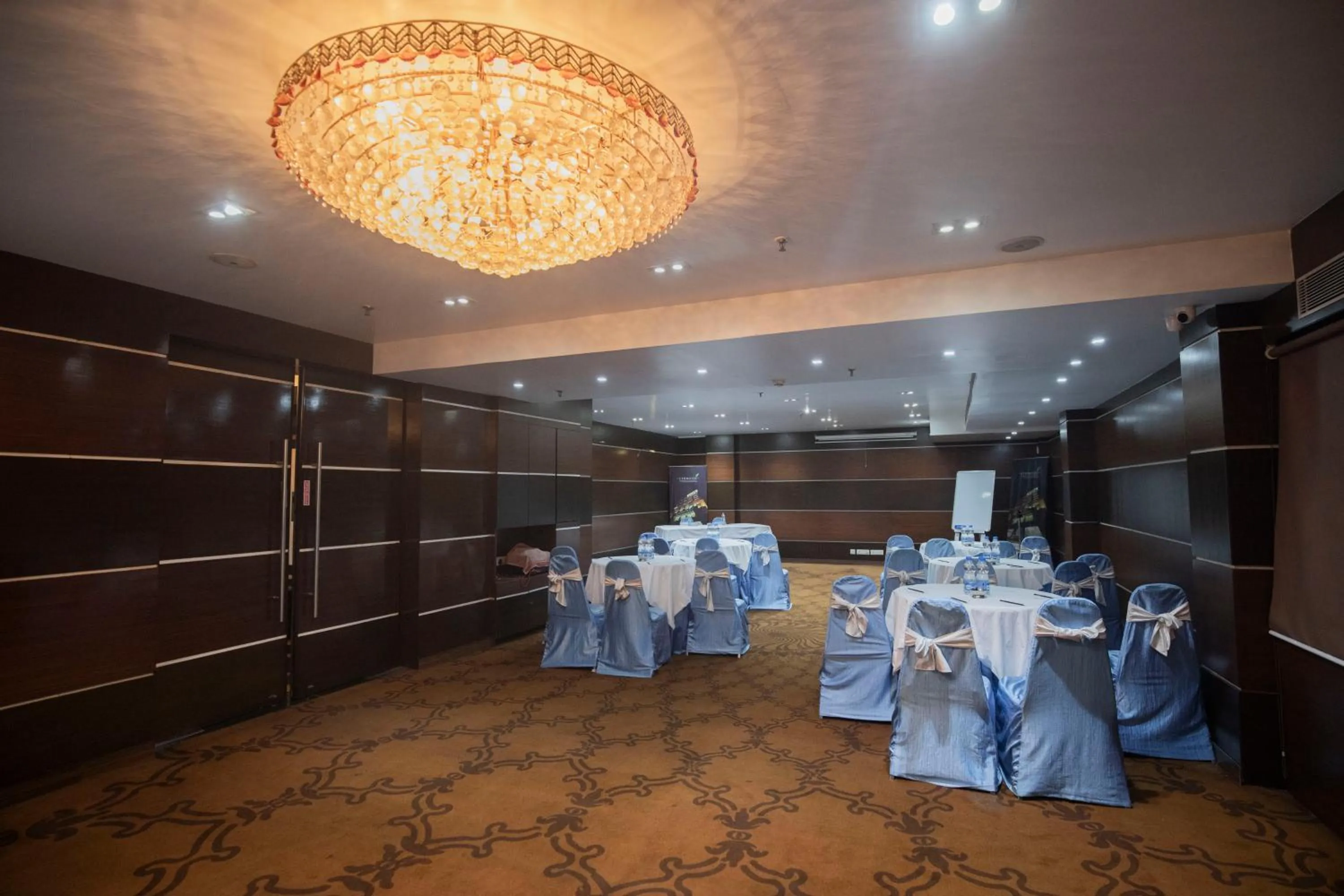 Banquet/Function facilities in Ethnotel, Kolkata Airport