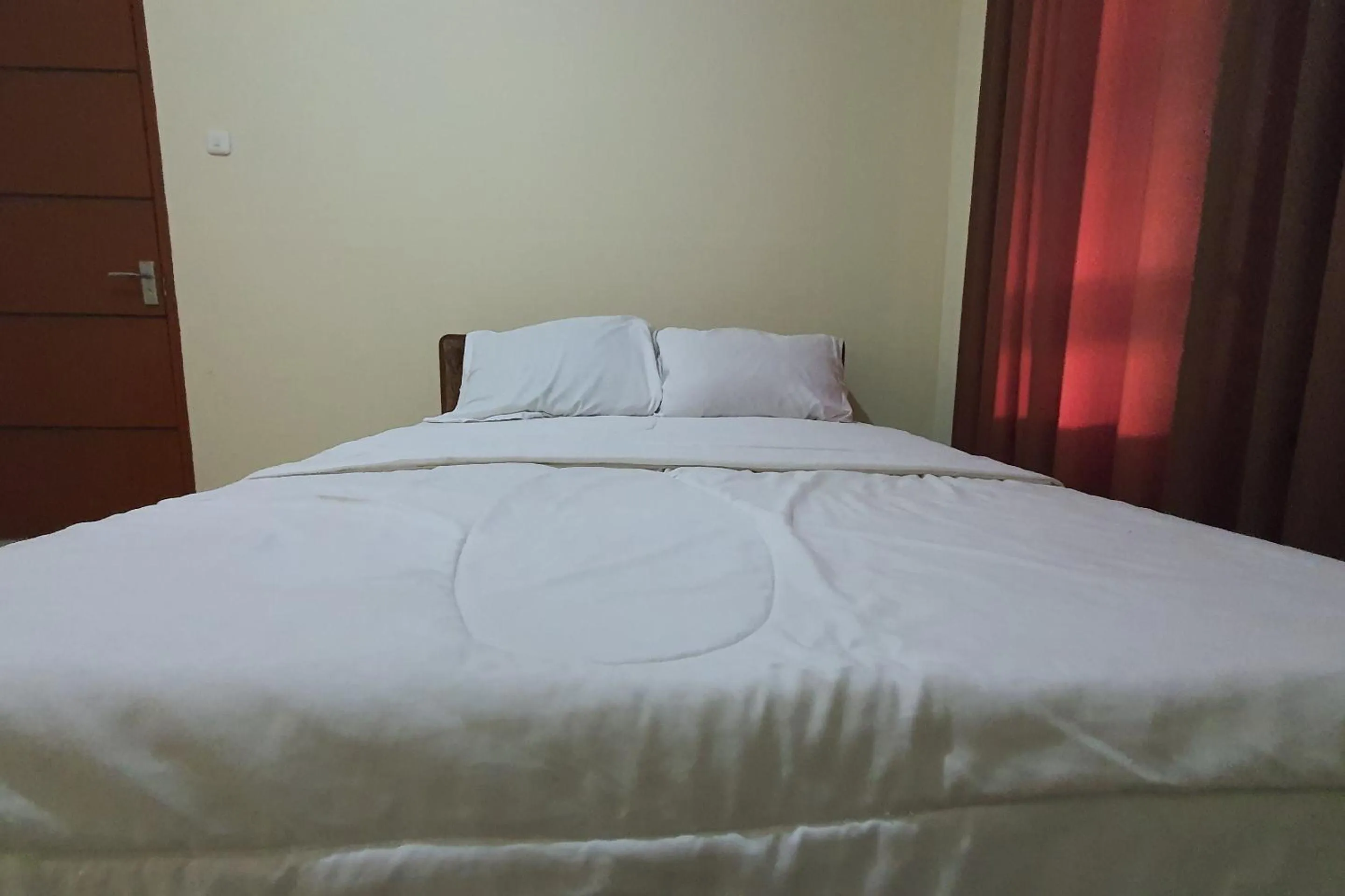 Bedroom, Bed in Hotel O Kost Takalar Near Polsek Mappakasunggu (Mapsu)