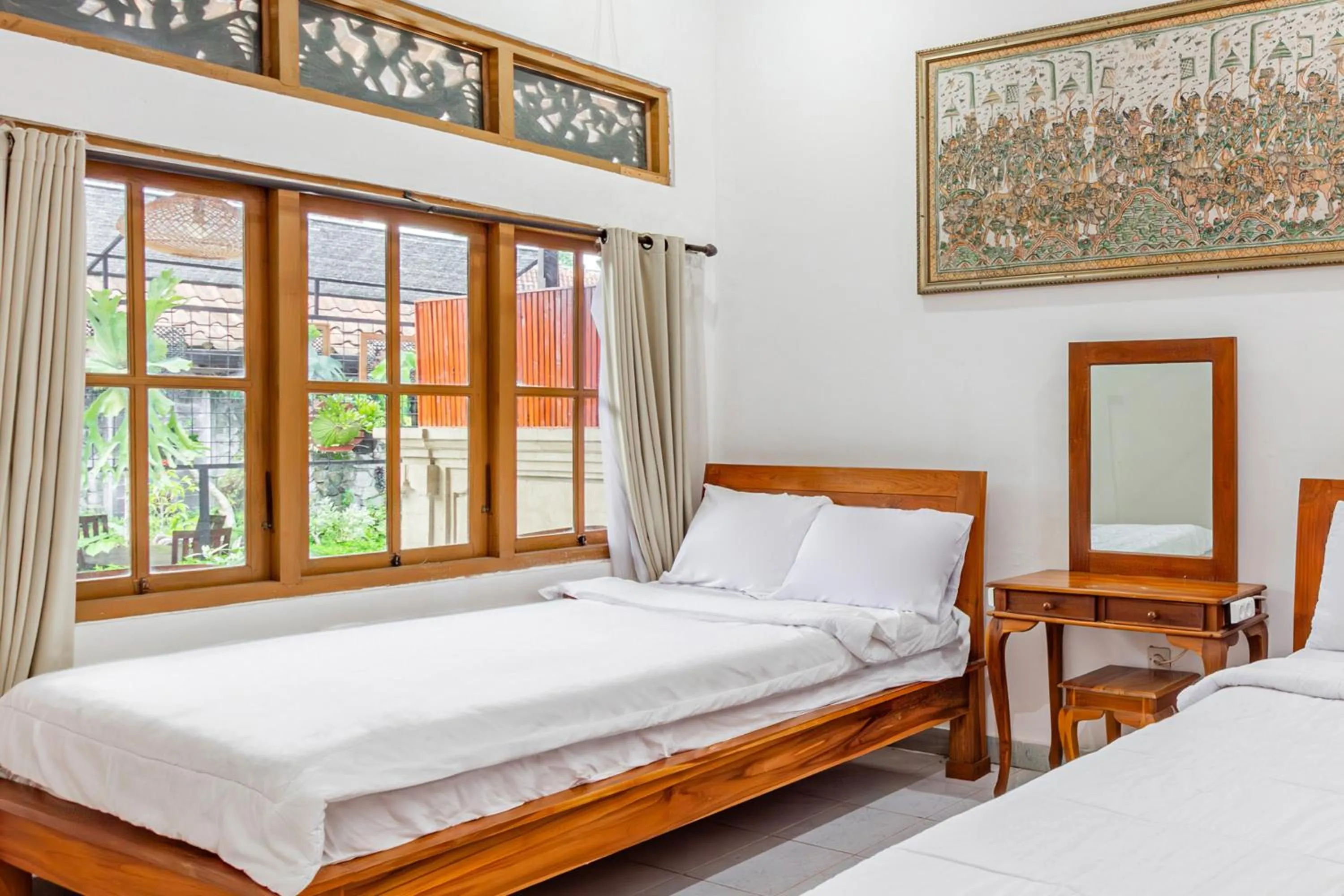Economy Twin Room in Belvilla Ratna Resort Ubud PalaceNearUbud Palace