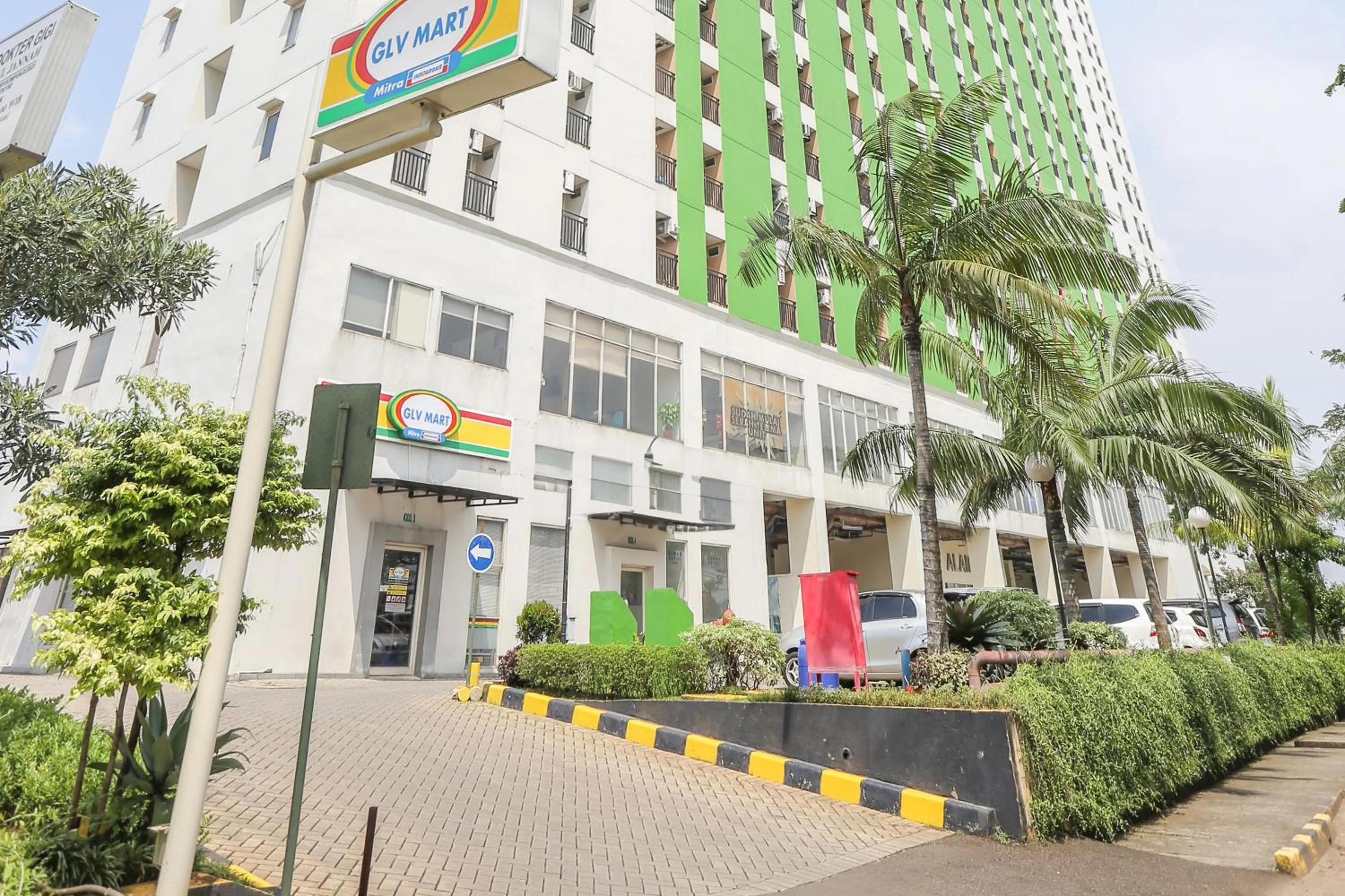 Property building in OYO 93948 Bunda Rachma Rooms