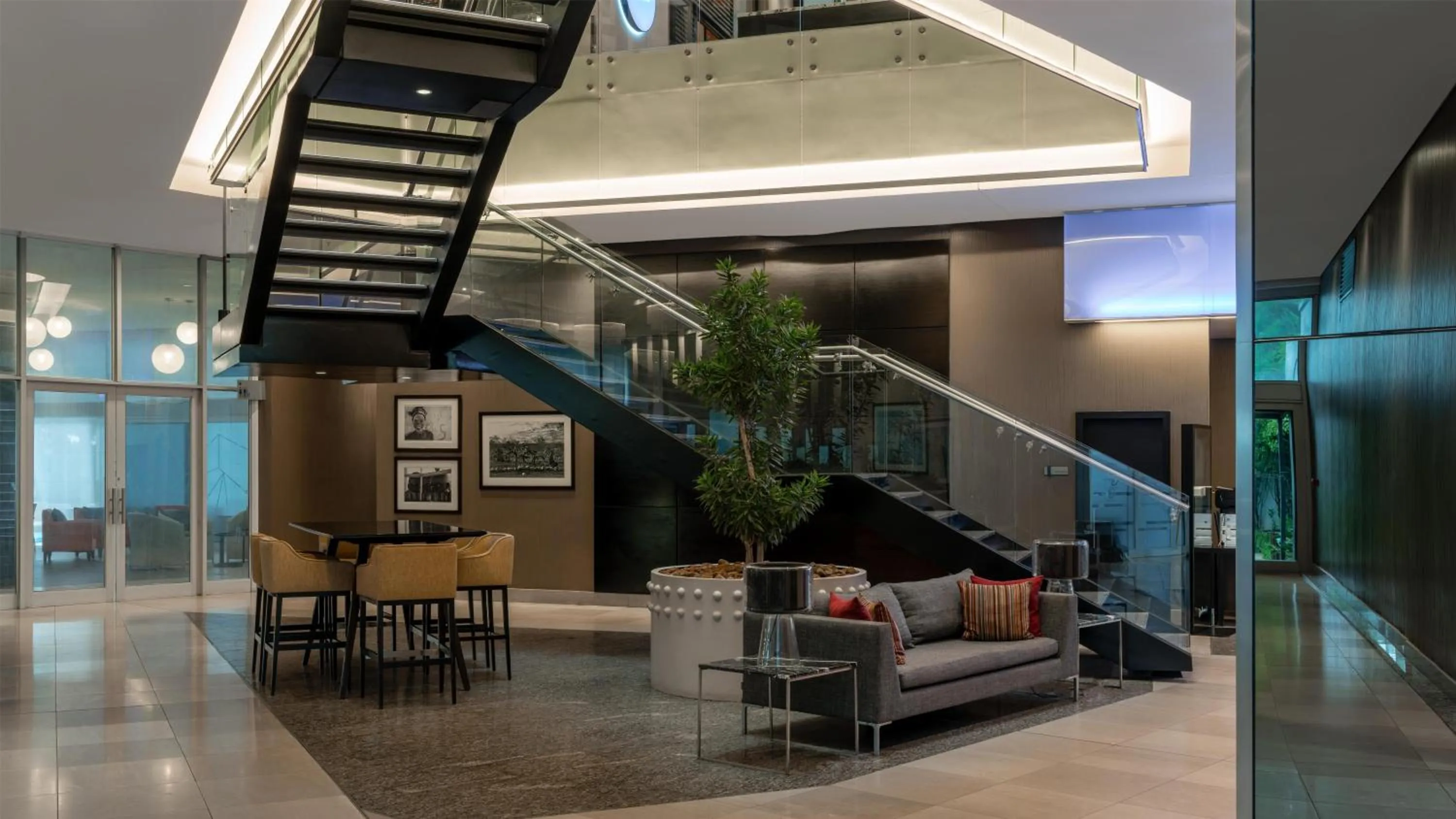 Lobby or reception in Radisson Blu Hotel & Residence Maputo