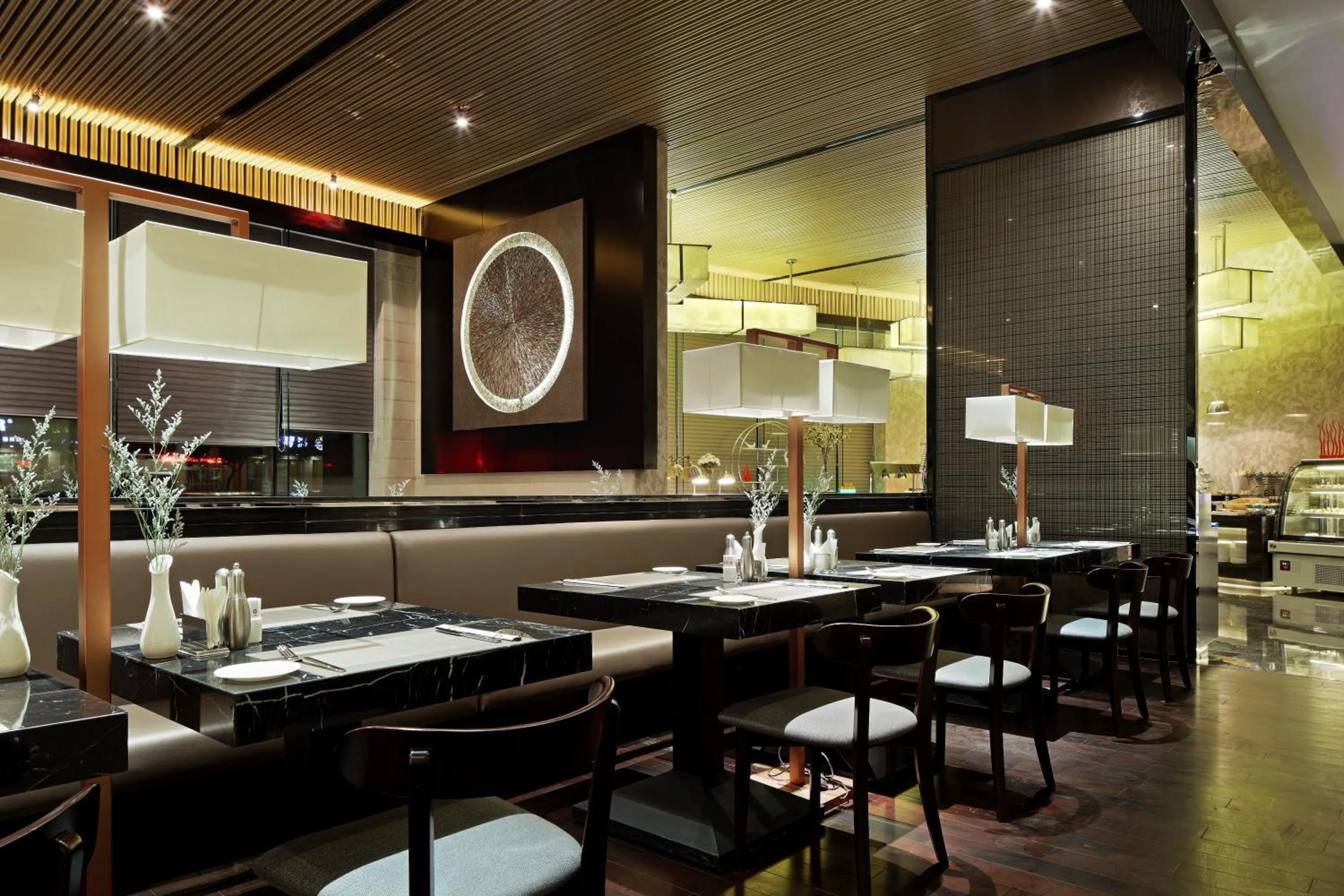 Restaurant/places to eat in Ramada Changzhou North Hotel