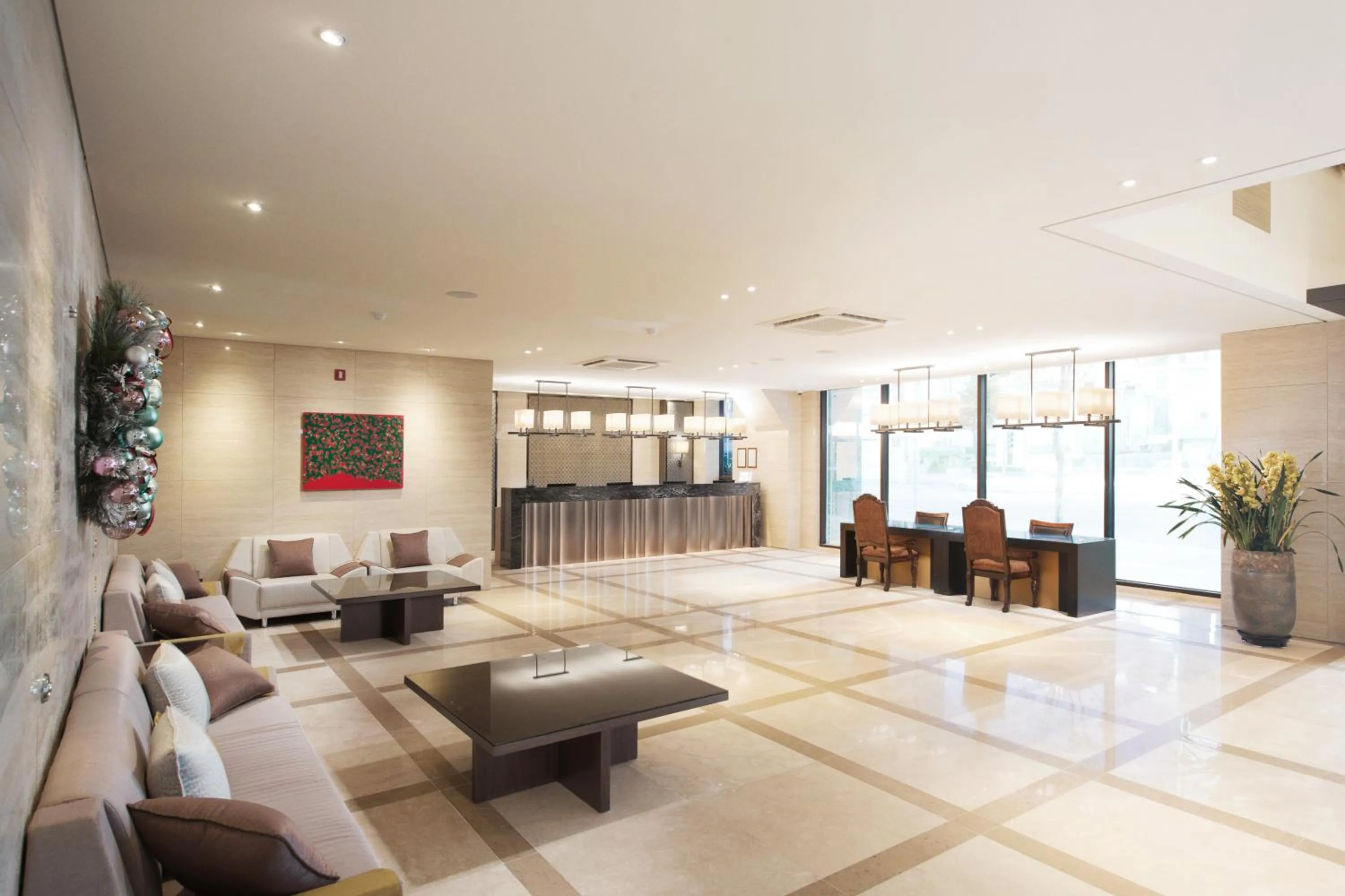 Lobby or reception in Crown Harbor Hotel Busan