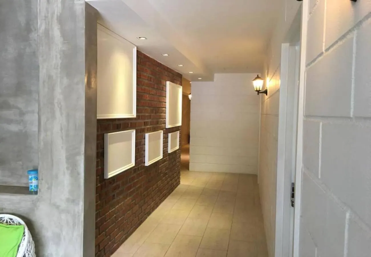 acessibility in Just In Boutique hotel