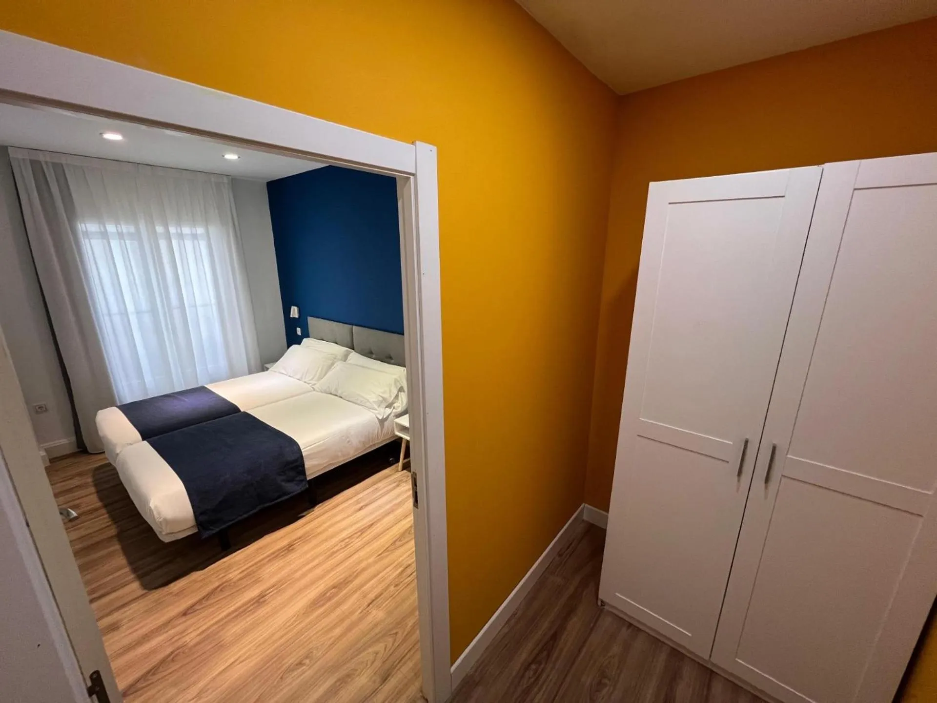 Photo of the whole room, Bed in Casual Blue