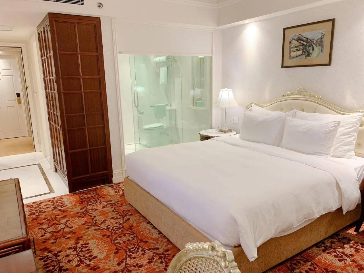 Photo of the whole room, Bed in Apricot Hotel