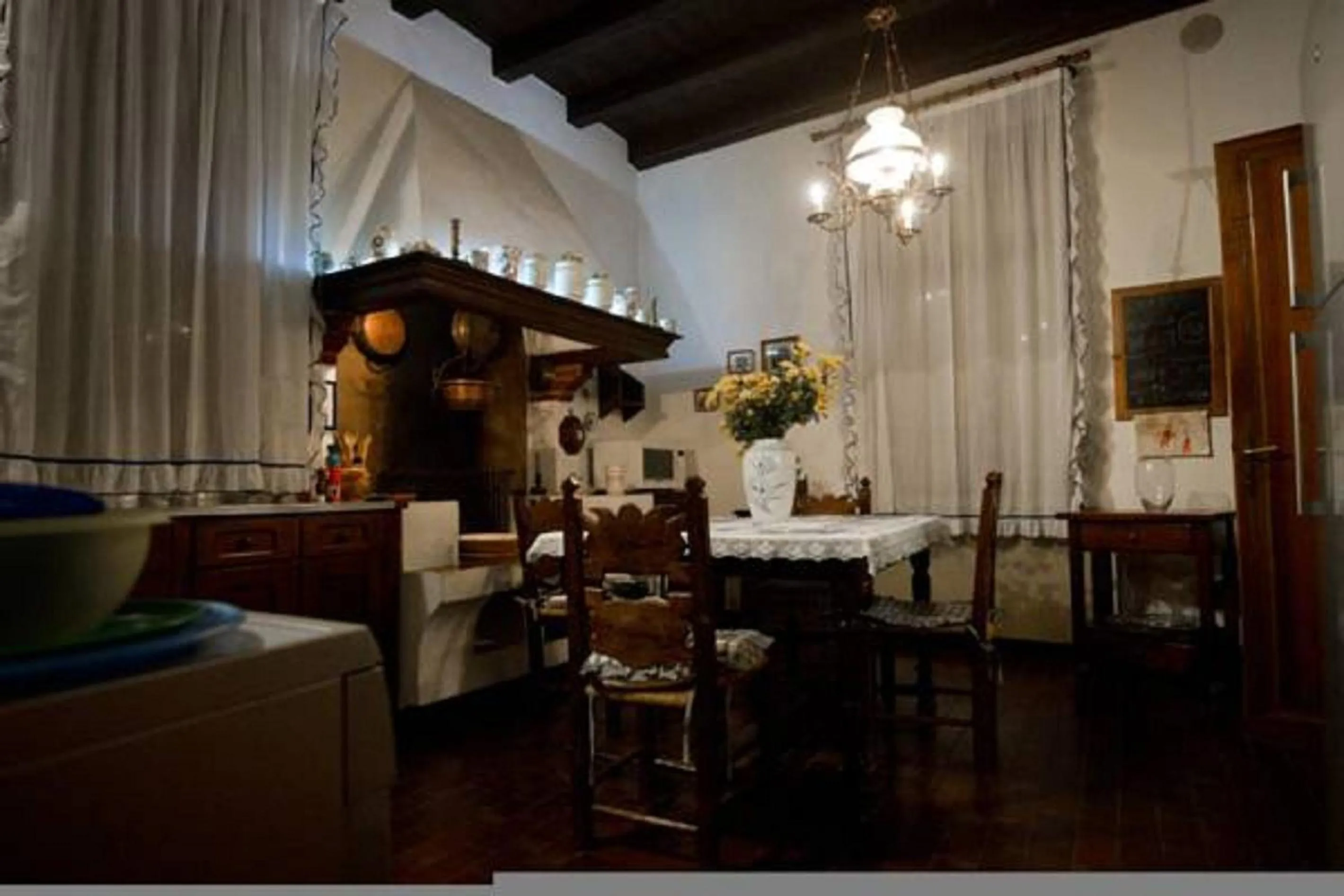 Dining area in Palazzo Altinate - Note di Piano