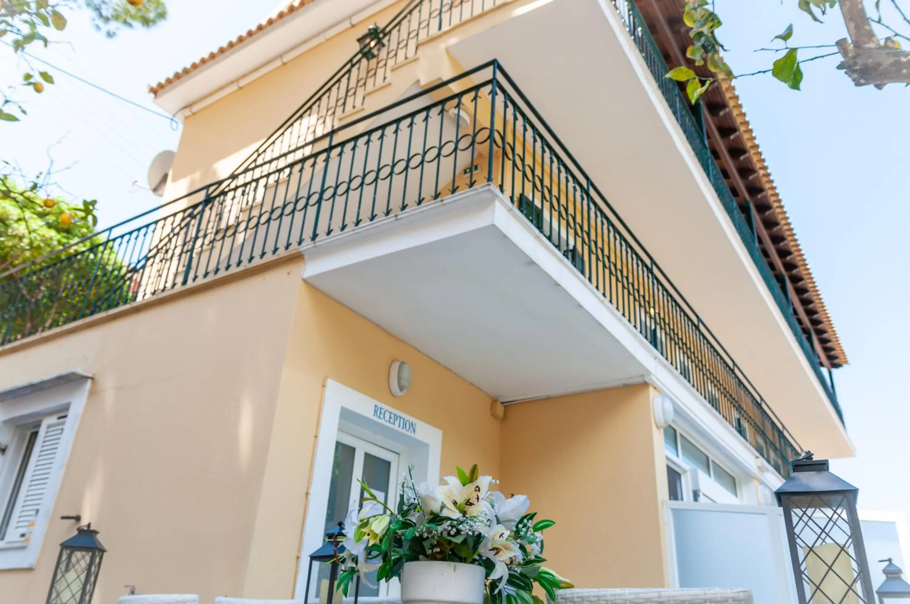 Property building in Apart Hotel Blumarin