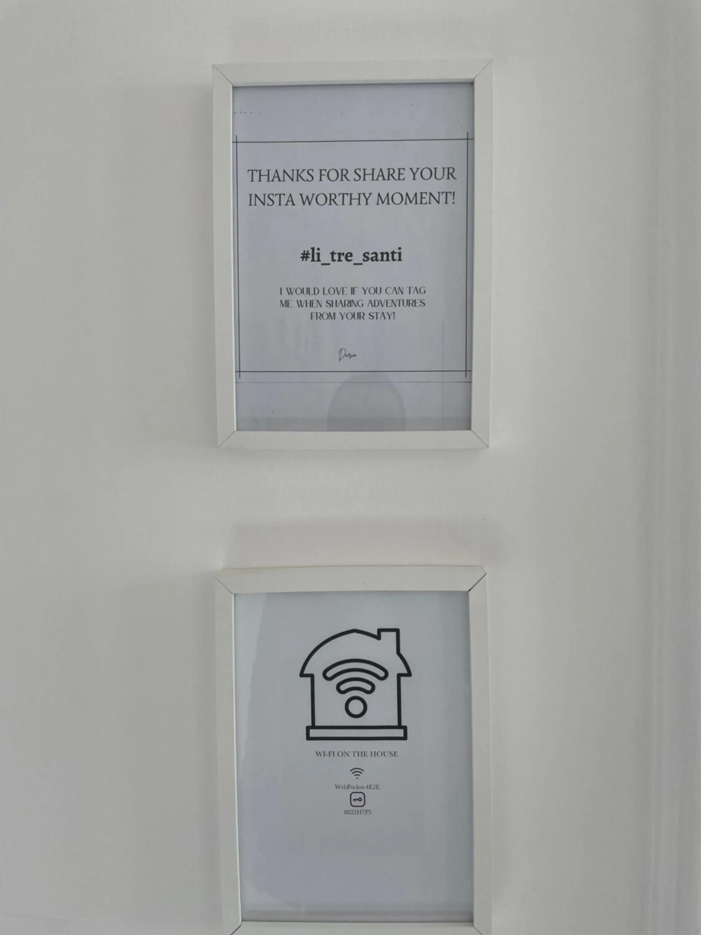 Logo/Certificate/Sign/Award in Dai tre santi