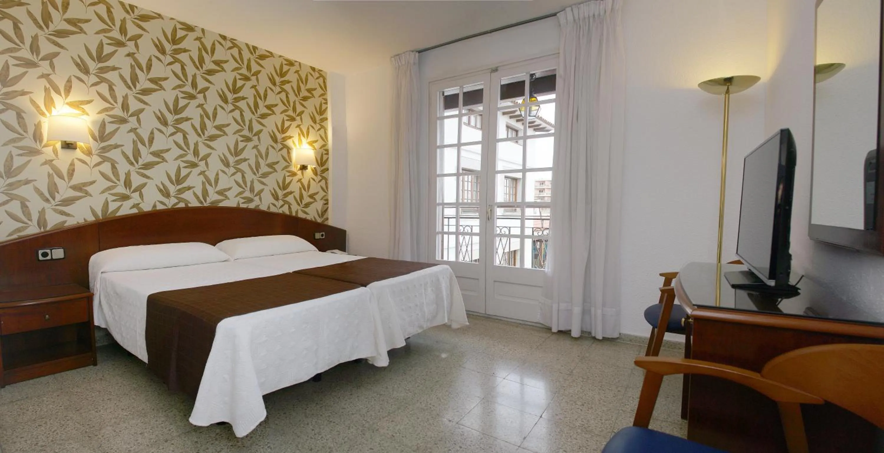 Bed in Hotel La Carolina