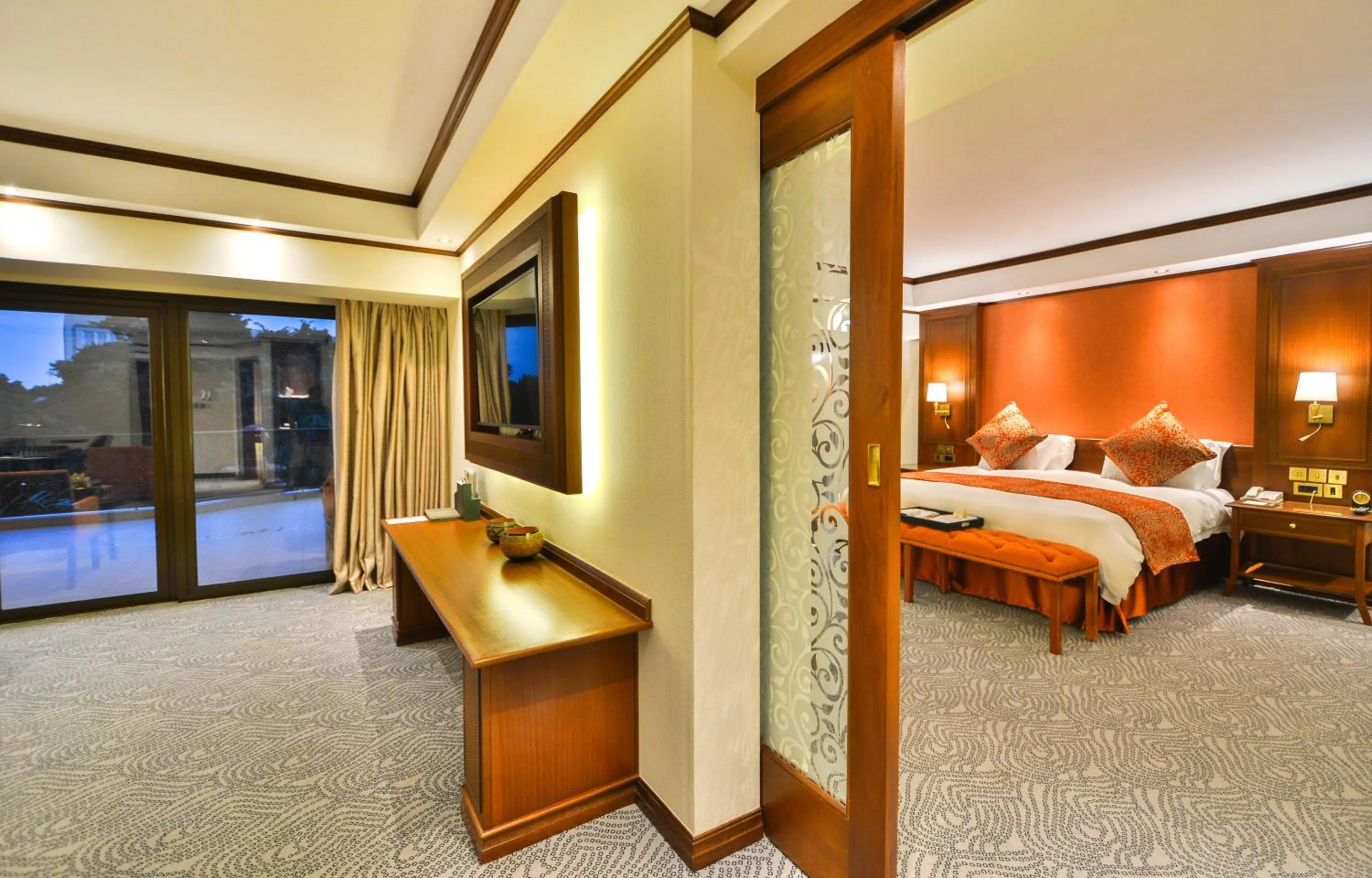 Bed in Kampala Serena Hotel