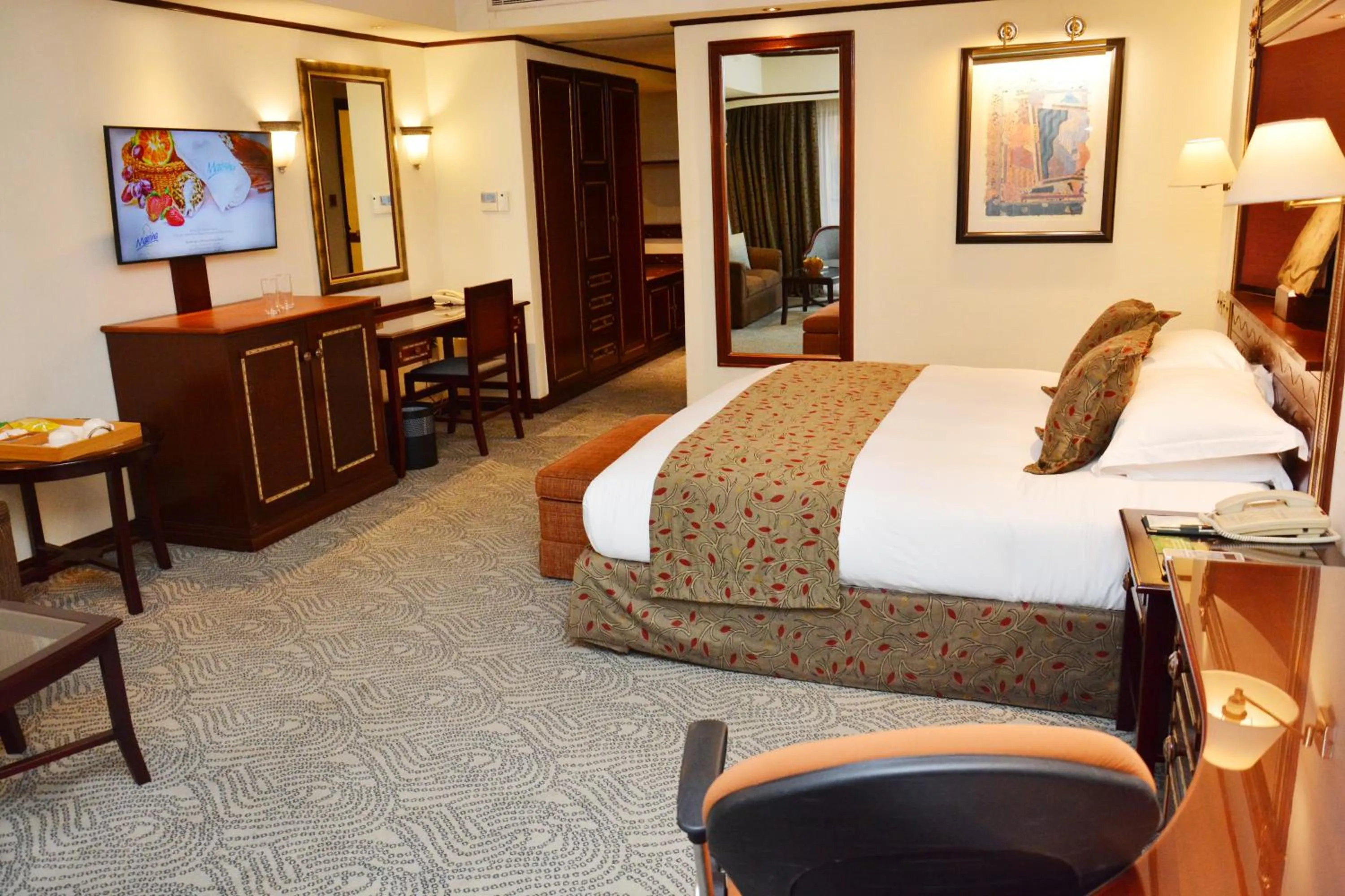 Bed in Kampala Serena Hotel