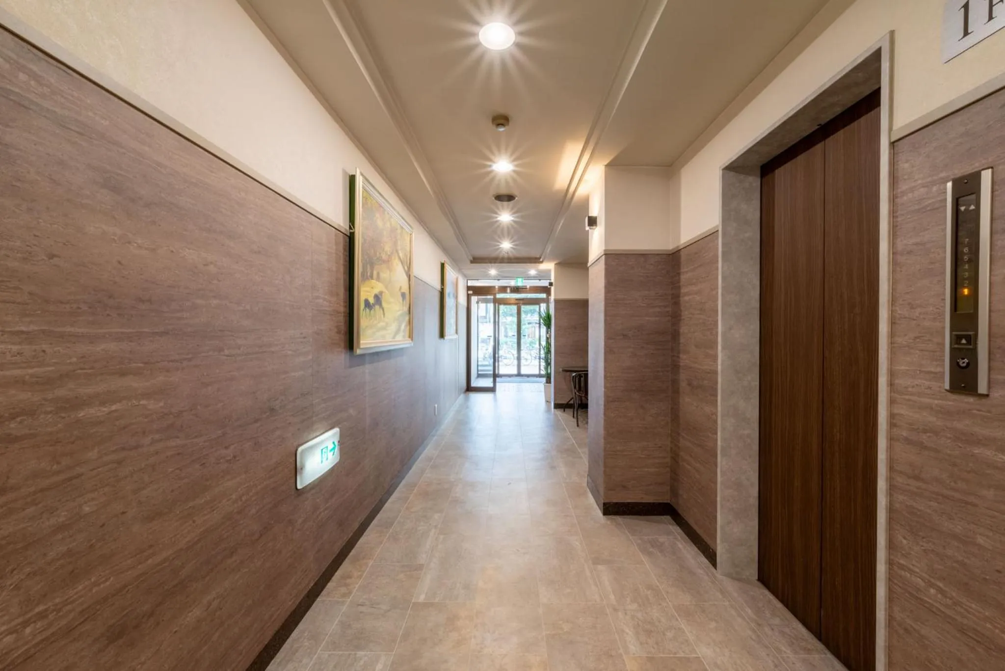 Business facilities in Plaza In Miyakojima hotel