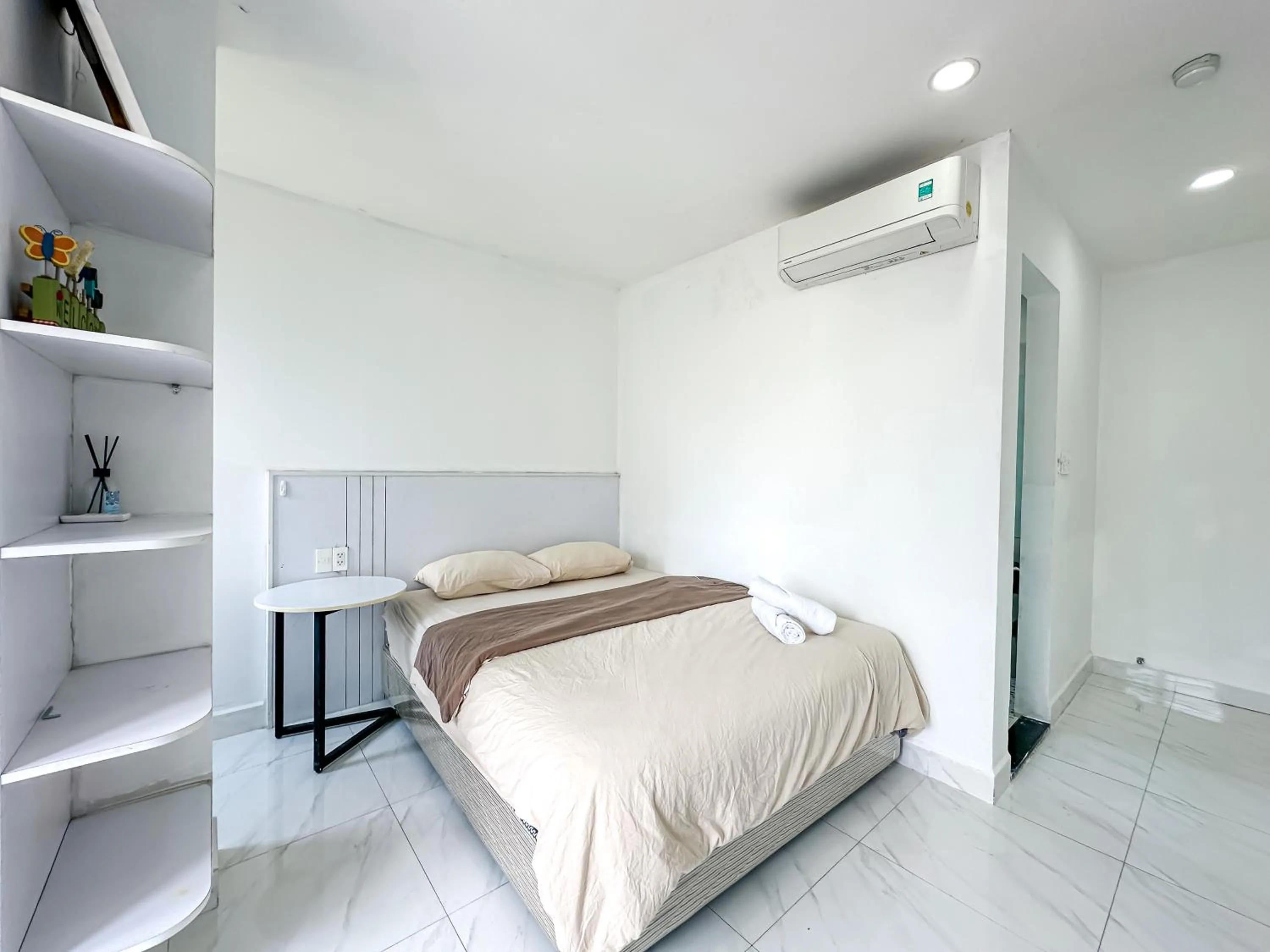 Siris Niko Residence - Self Checkin