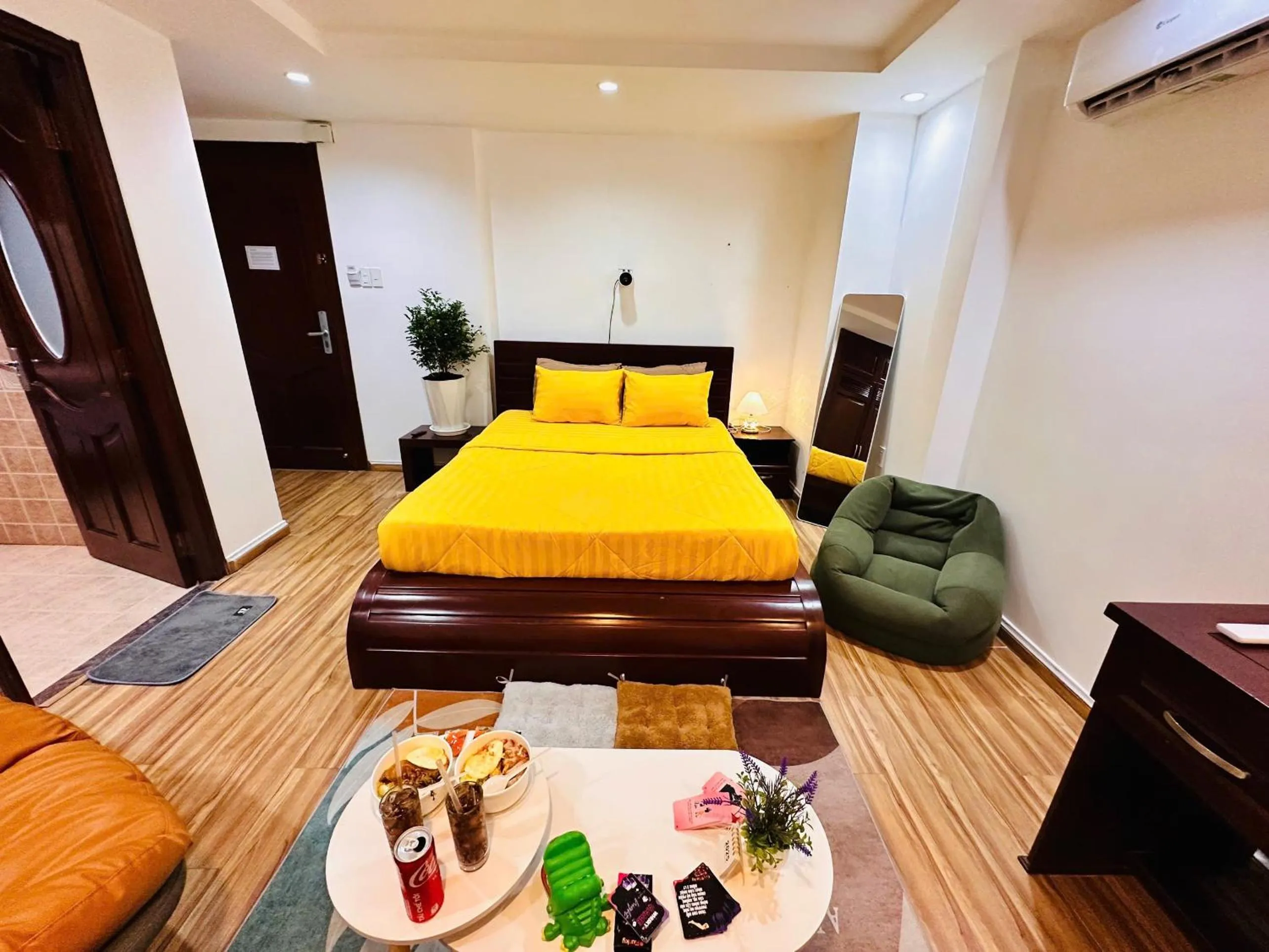 Bed in Khách Sạn Avatar