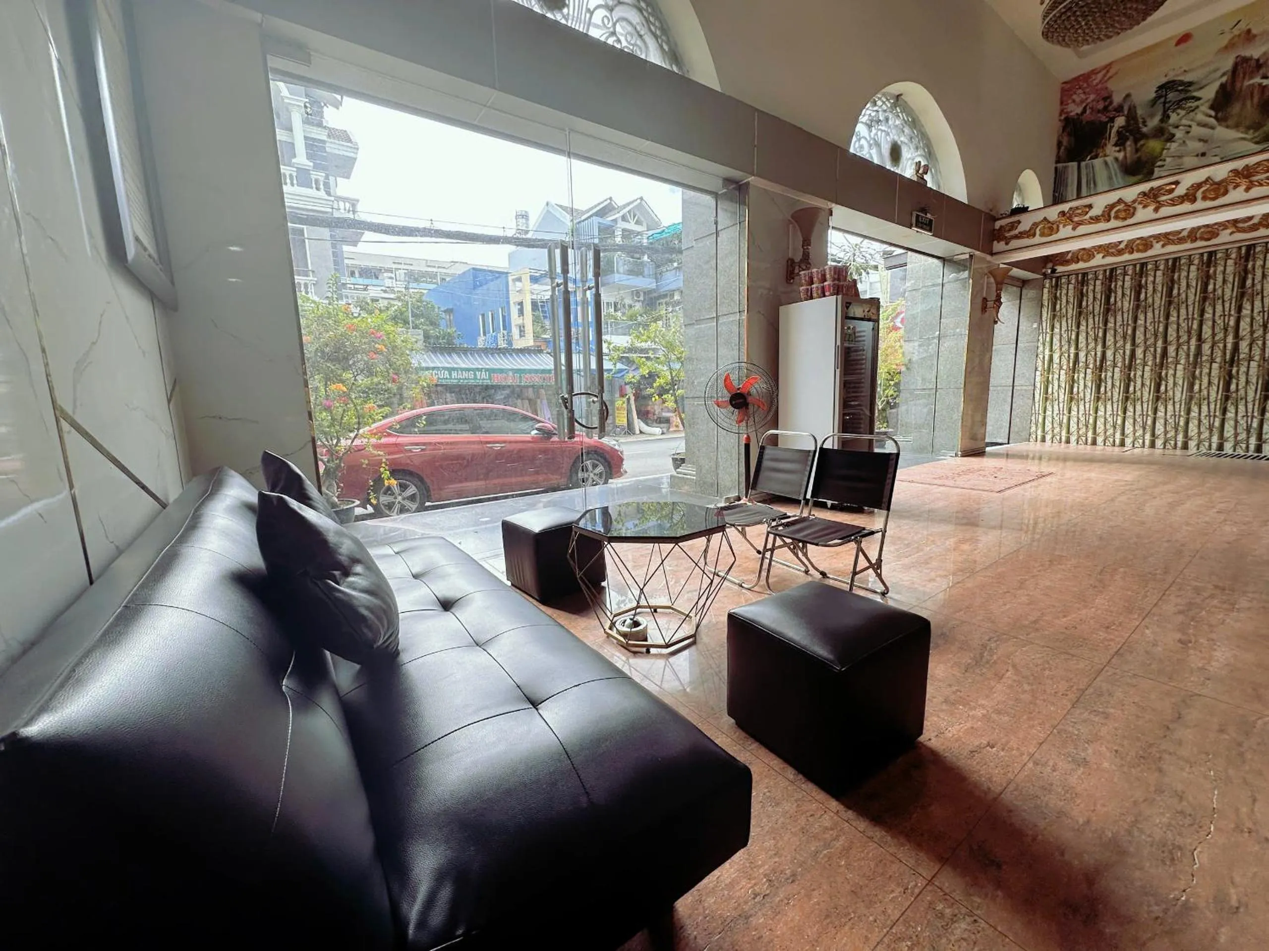 Dining area in Khách Sạn Avatar