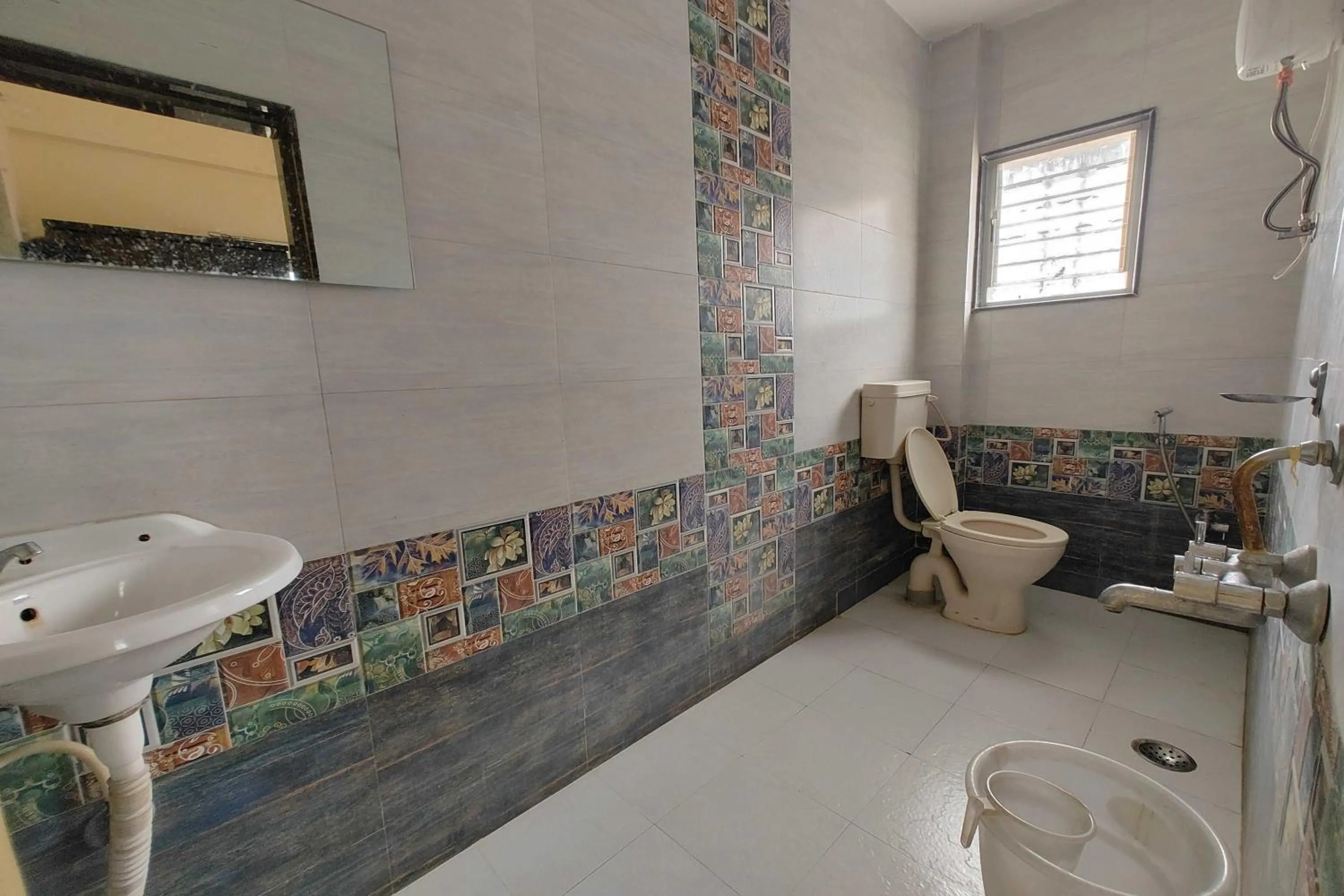 Bathroom in Hotel Blue Heaven