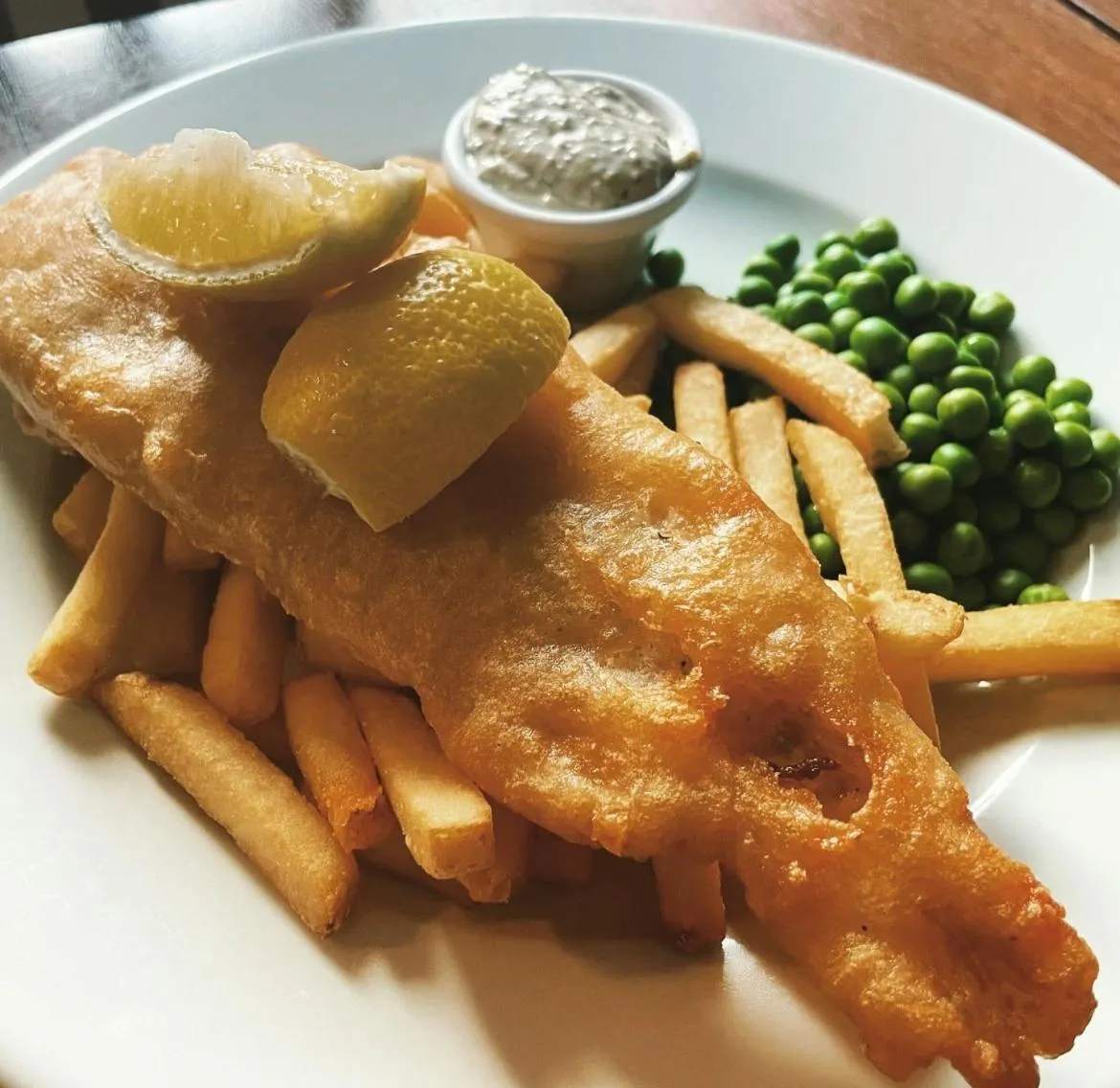 Lunch in The Hoops Inn & Country Hotel